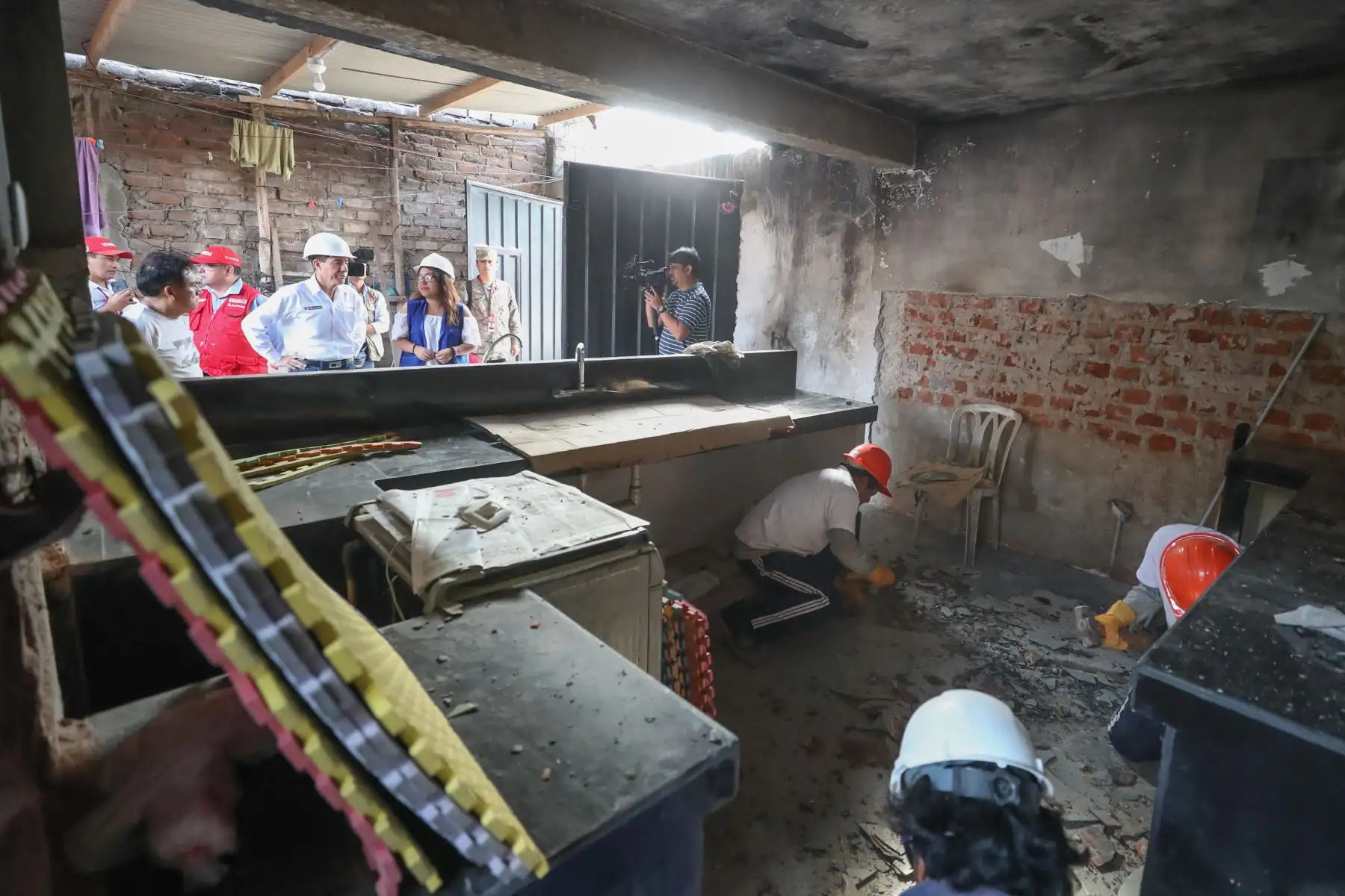 Ministro de Defensa, Walter Martos supervisa trabajos en Villa el Salvador. Photo: ANDINA/MINDEF