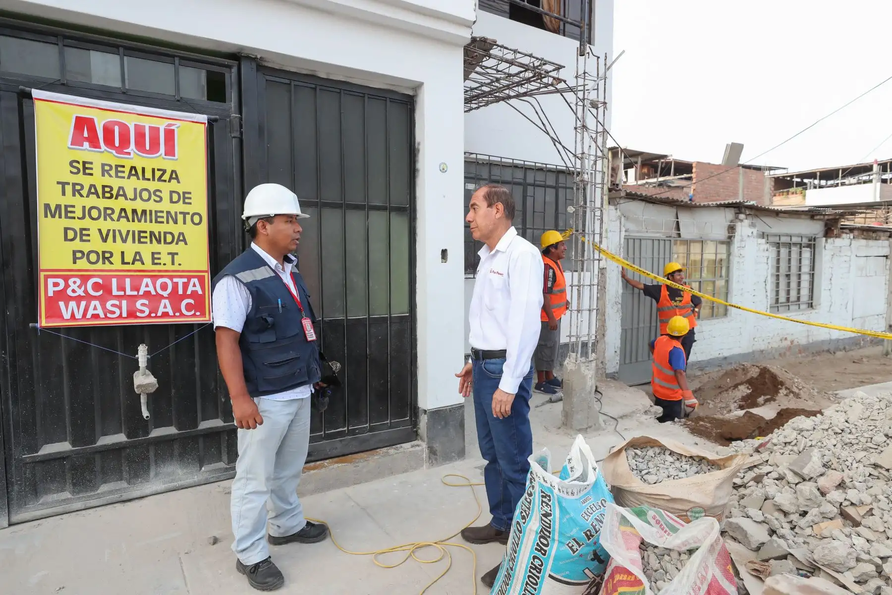 Ministro de Defensa, Walter Martos supervisa trabajos en Villa el Salvador. Photo: ANDINA/Difusión
