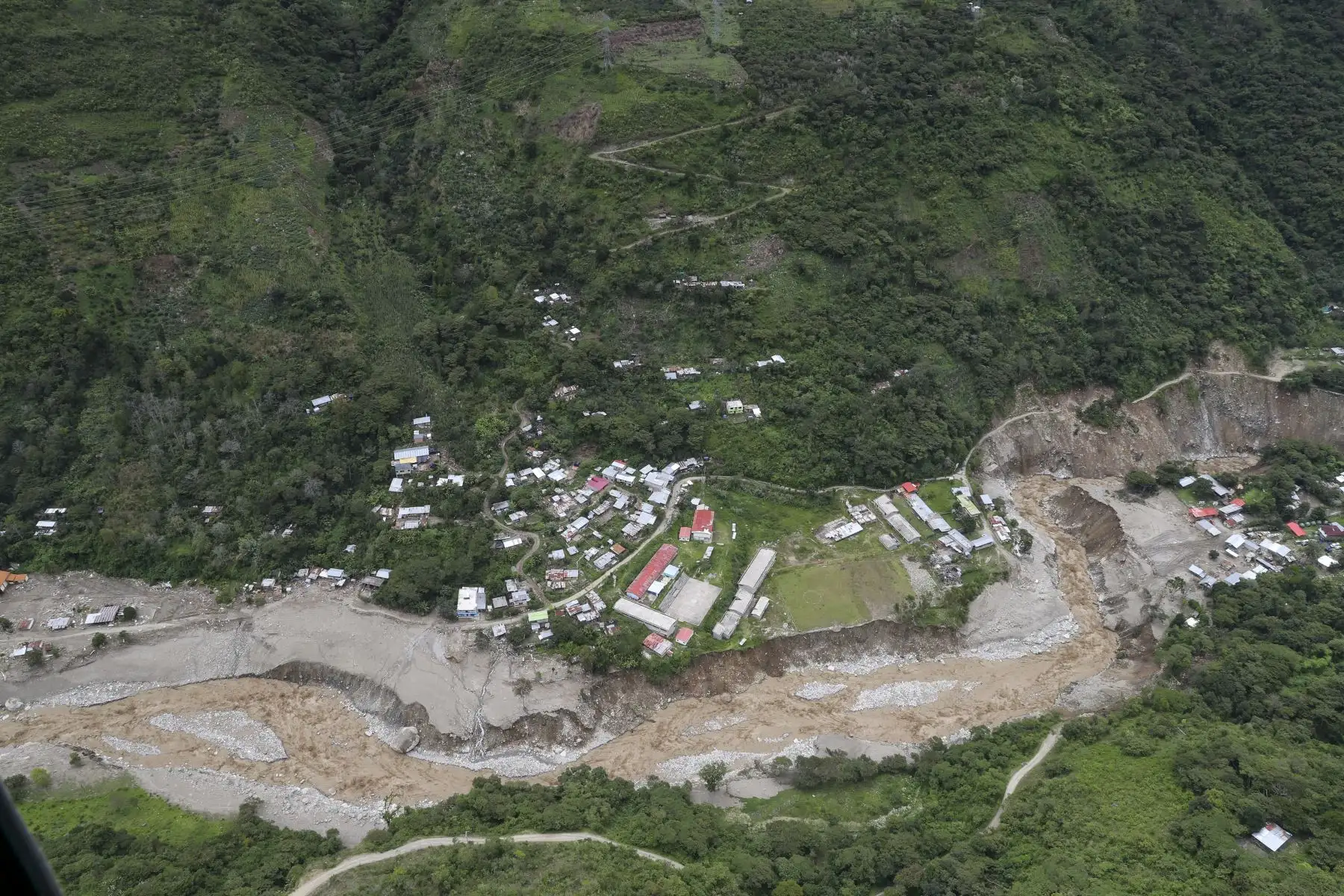 Presidente de la República, Martín Vizcarra, supervisa acciones ejecutadas por el Gobierno para atender la emergencia en Cusco. Foto: ANDINA/Prensa Presidencia