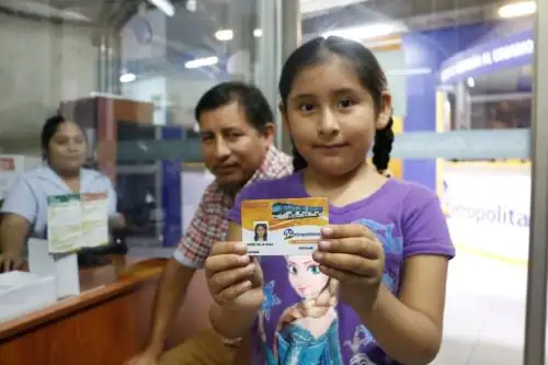 tarjeta de Metropolitano para escolares