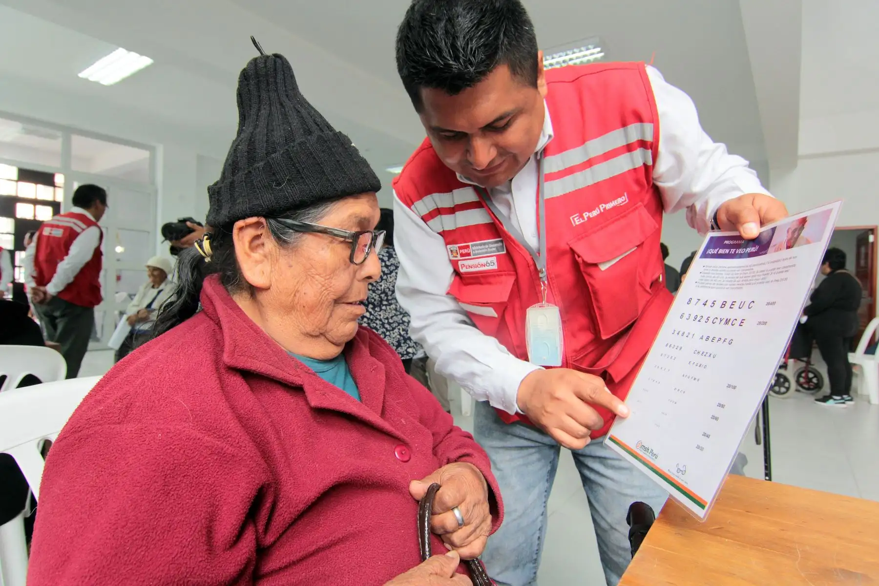 El Ejecutivo trabaja en la implementación de una red de protección de los adultos mayores con mayor vulnerabilidad en todo el país, que servirá no solo para atenderlos durante esta emergencia sanitaria por el coronavirus, sino como política del Estado permanente, anunció la ministra de Desarrollo e Inclusión Social, Ariela Luna. ANDINA/Difusión