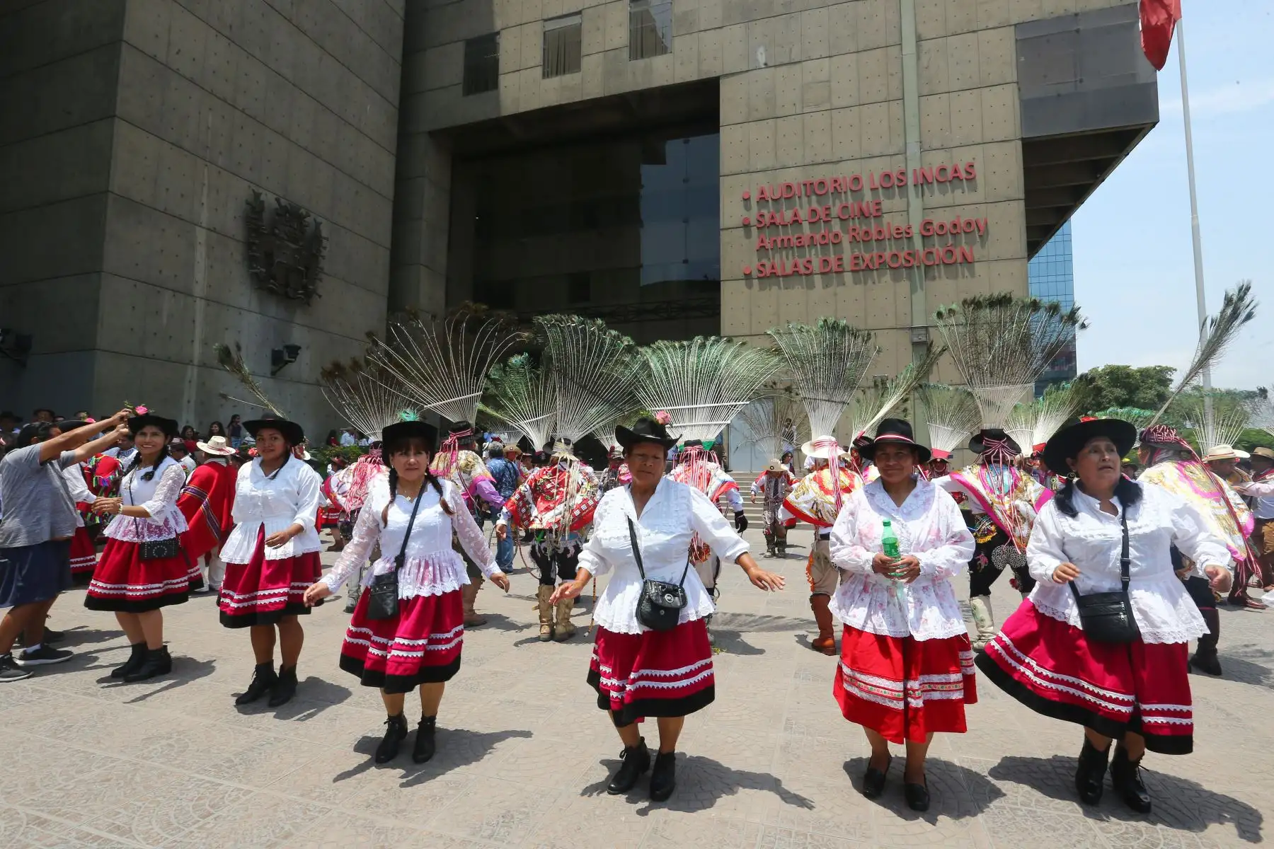 Declaran Patrimonio Cultural a fiesta de Bajada de los Reyes Magos de Sabaino, la festividad pertenece a la provincia de Antamanba, en Apurímac.
 Foto: ANDINA/Héctor Vinces