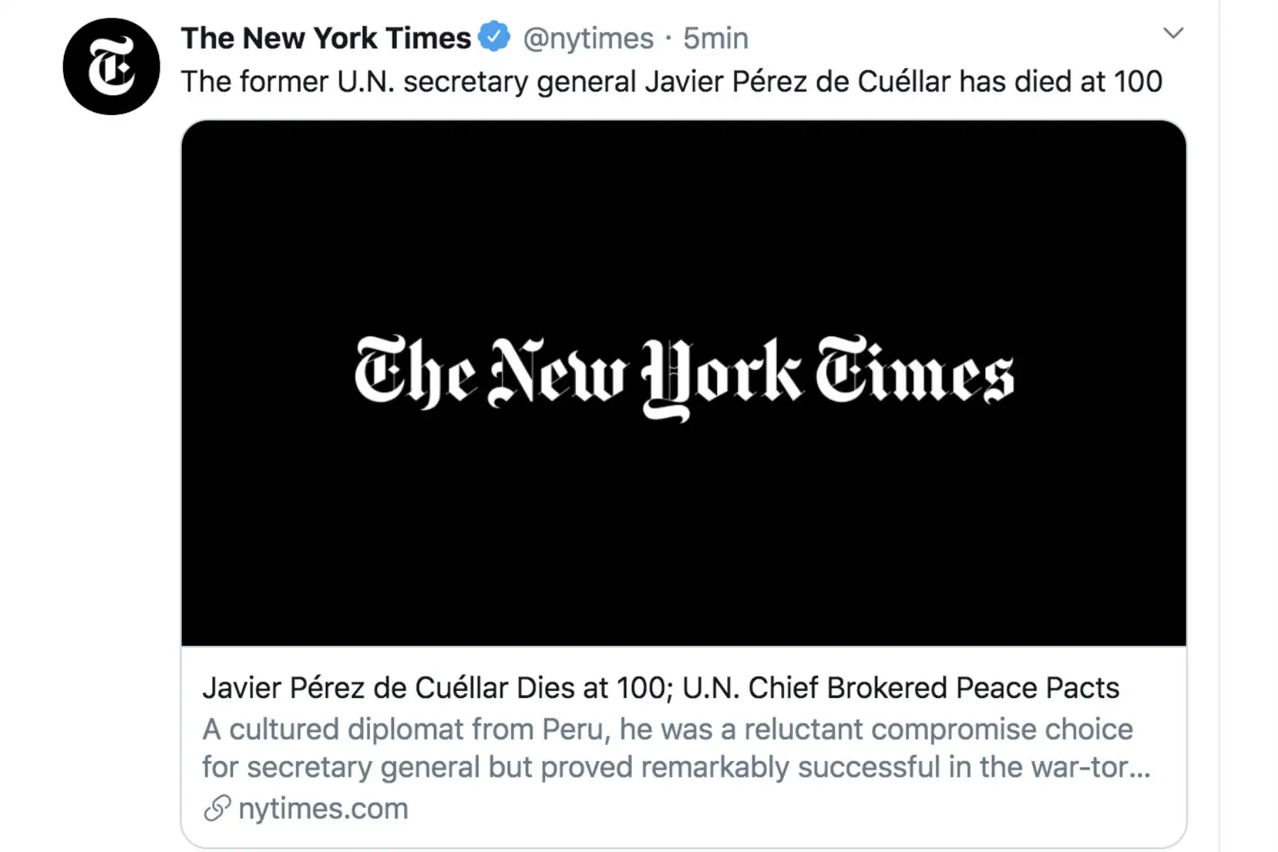 The New York Times, así informan los medios del mundo sobre el fallecimiento del ex secretario general de la ONU, Javier Peréz de Cuellar.
Foto: Difusión Twiter
