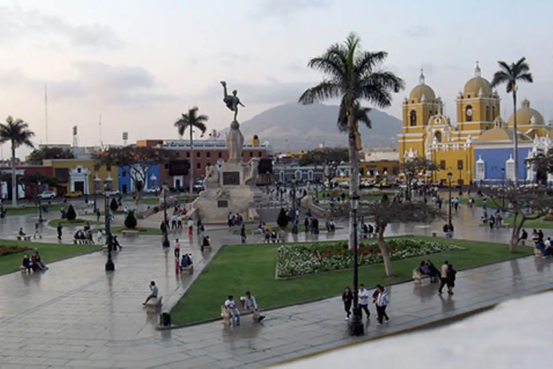 La ciudad de Trujillo fue remecida esta tarde por un sismo de magnitud 4.7. Foto:  ANDINA/difusión.