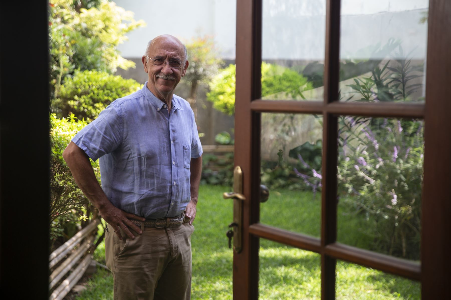 Gianfranco Brero nos abre las puertas de su casa y hablamos de su vida personal, del cine, del budismo y de las producciones nacionales. ANDINA/Jhonel Rodríguez Robles