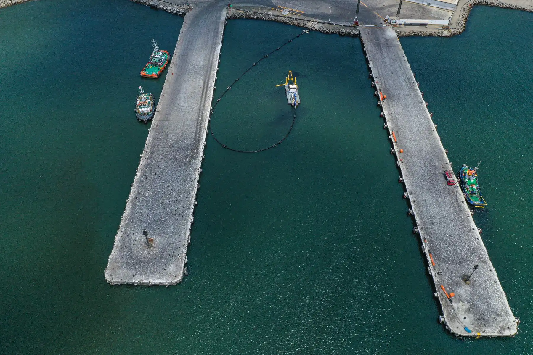 Presidente Martín Vizcarra participa en ceremonia de inicio de obra del proyecto de modernización del Terminal Portuario Multipropósito de Salaverry en Trujillo.
Foto: ANDINA/Prensa Presidencia