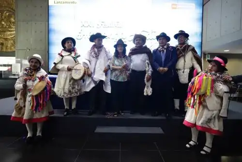 La viceministra de Patrimonio Cultural e Industrias Culturales, María Elena Córdova, junto a las autoridades y dirigentes del poblado Simón Bolívar, conocido como Rancas en la región Pasco, realizaron la presentación oficial del programa del XXI Festival de la Herranza Andina 2020.