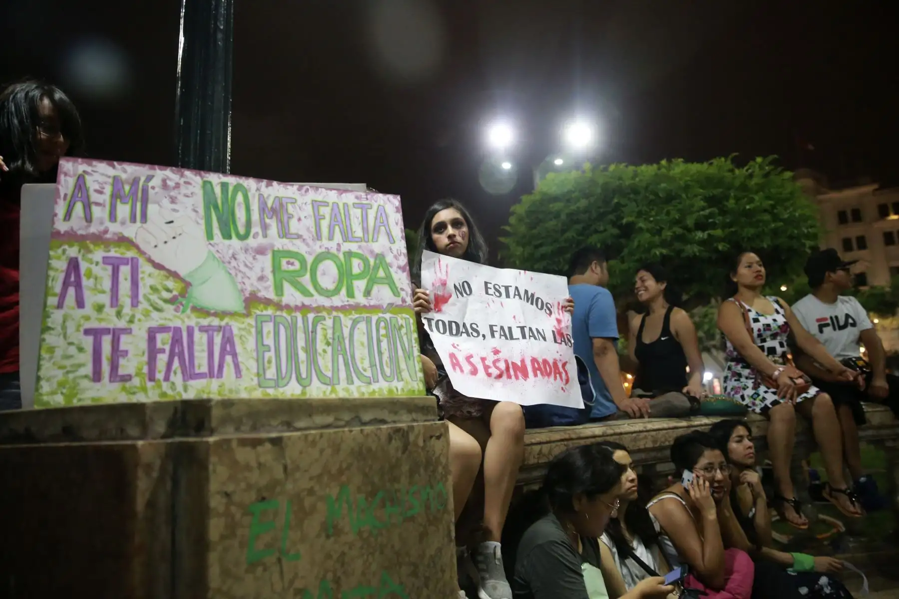 Marcha de Mujeres "Trabajadoras Si, Explotadas 
 y Violentadas No".En el marco de las Celebraciones por el Día Internacional de la Mujer en el centro de Lima. Foto: ANDINA/Jhony Laurente
