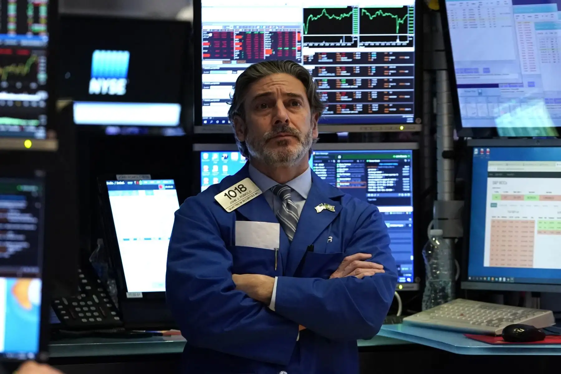 El comercio en Wall Street se detuvo temporalmente a principios, cuando las acciones de EE. UU. Se unieron a una caída global por la caída de los precios del petróleo y el aumento de las preocupaciones sobre el coronavirus. Foto: AFP