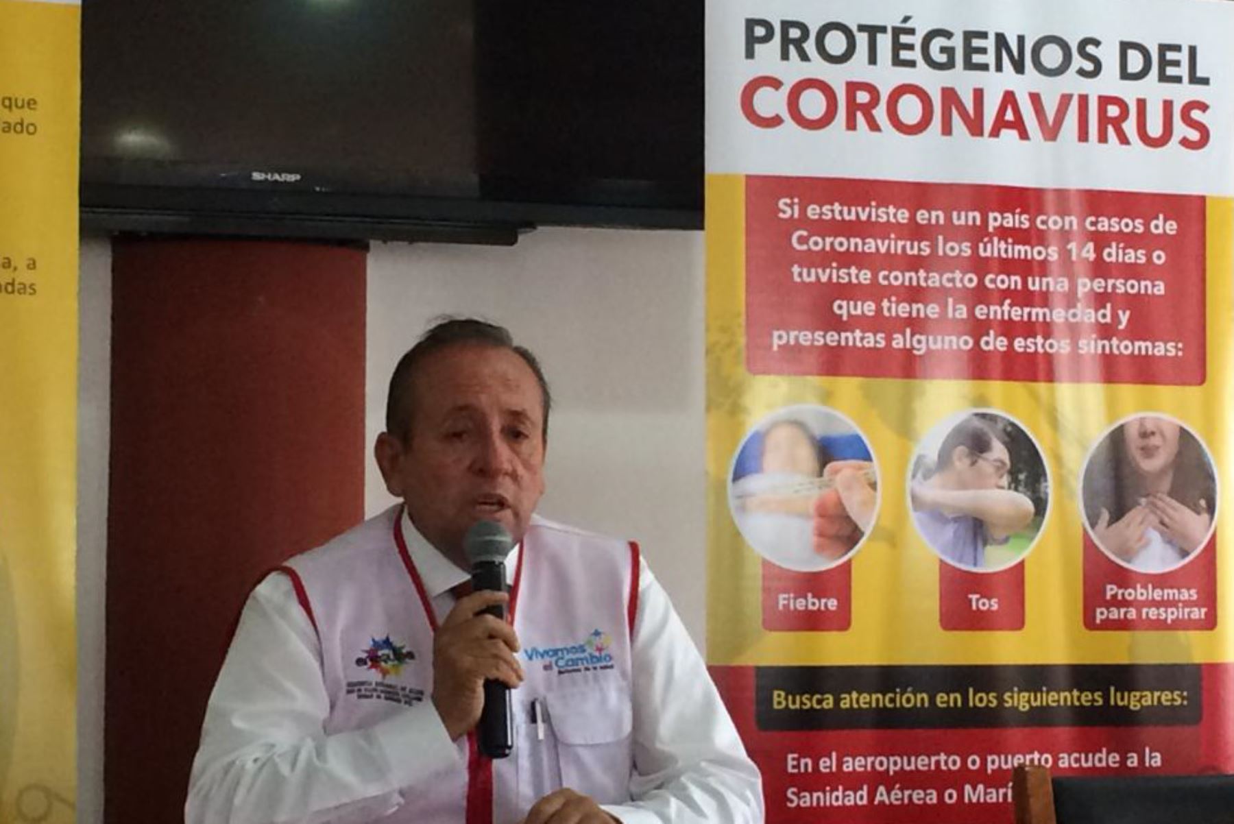 El gerente de Salud de Arequipa, Dember Muñoz, informó que los dos pacientes con coronavirus reciben atención médica domiciliaria. Foto: ANDINA/Difusión