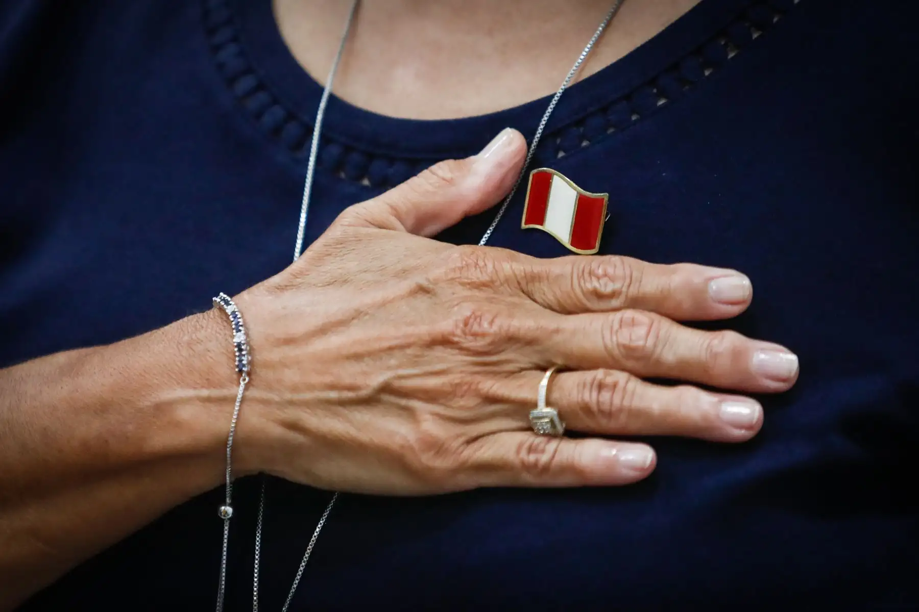 En conmemoración del Día Internacional de la Mujer, dieciséis ciudadanas nacidas en el extranjero recibieron el Título de Nacionalidad Peruana, en una ceremonia especial que se realizó en la sede central de la Superintendencia Nacional de Migraciones, en el distrito de Breña. Foto: ANDINA/Renato Pajuelo