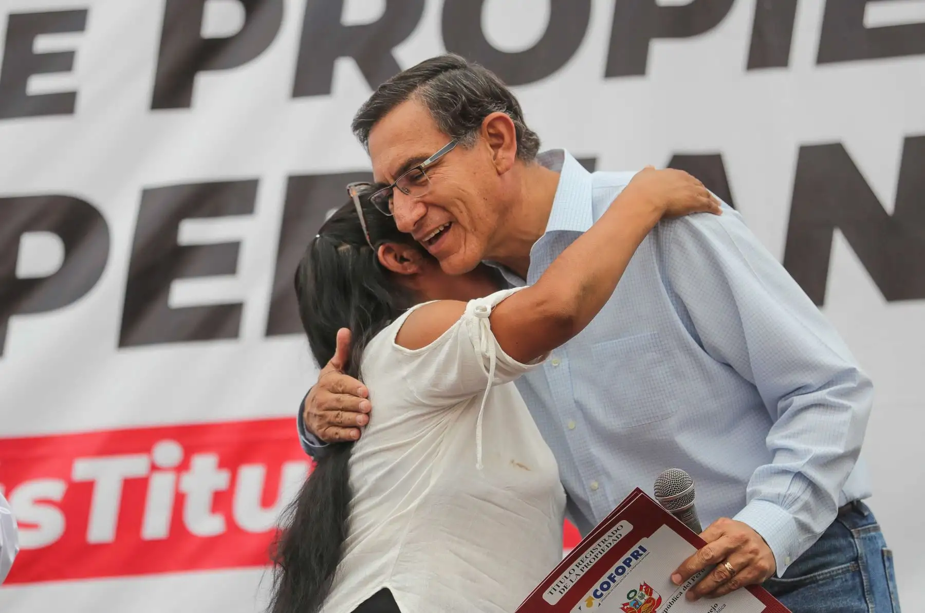 Presidente  Martin Vizcarra entregó títulos de propiedad, en el mercado “Virgen del Carmen” en Manchay (Pachacamac).Foto: ANDINA/ Prensa Presidencia