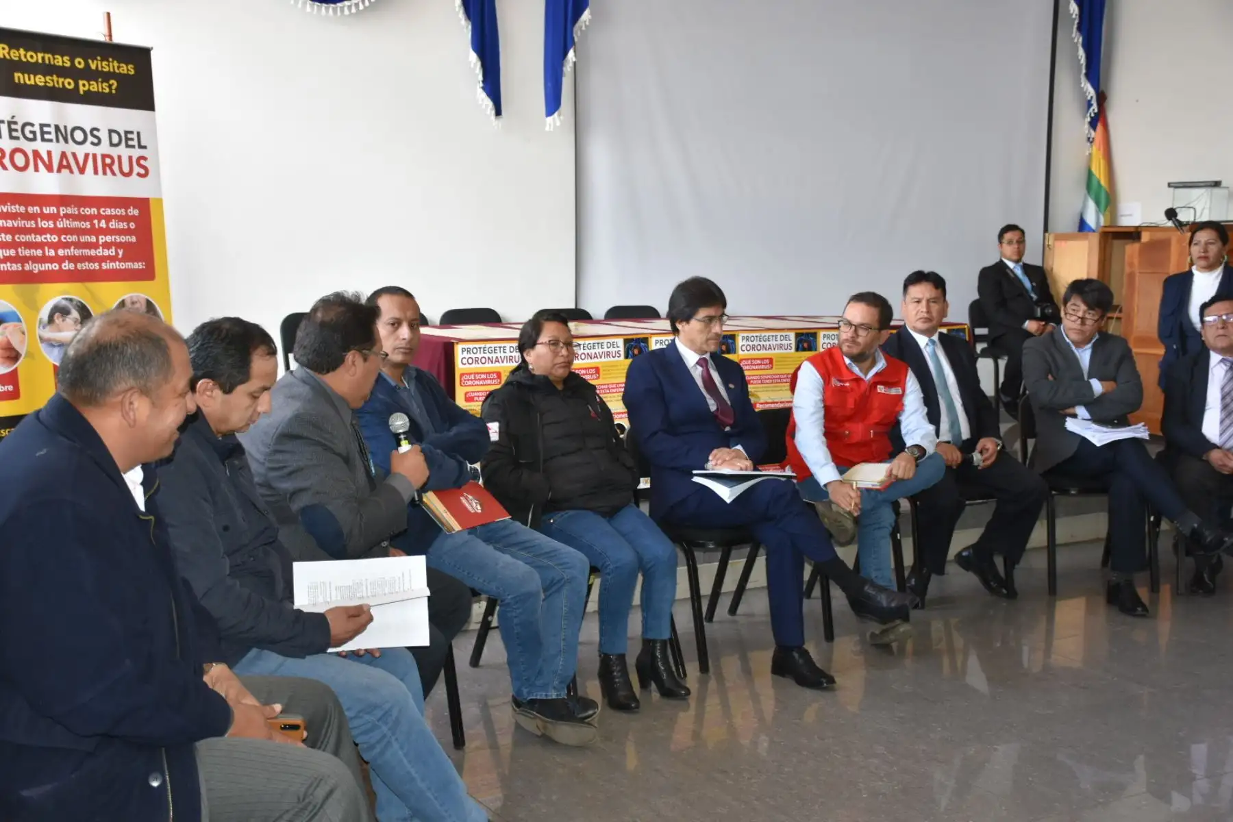 El ministro de Comercio Exterior y Turismo Edgar Vásquez  llegó a la ciudad del Cuzco, para coordinar y verificar junto a autoridades de la región; la implementación de los protocolos de prevención contra el COVID-19.Foto:ANDINA/Mincetur