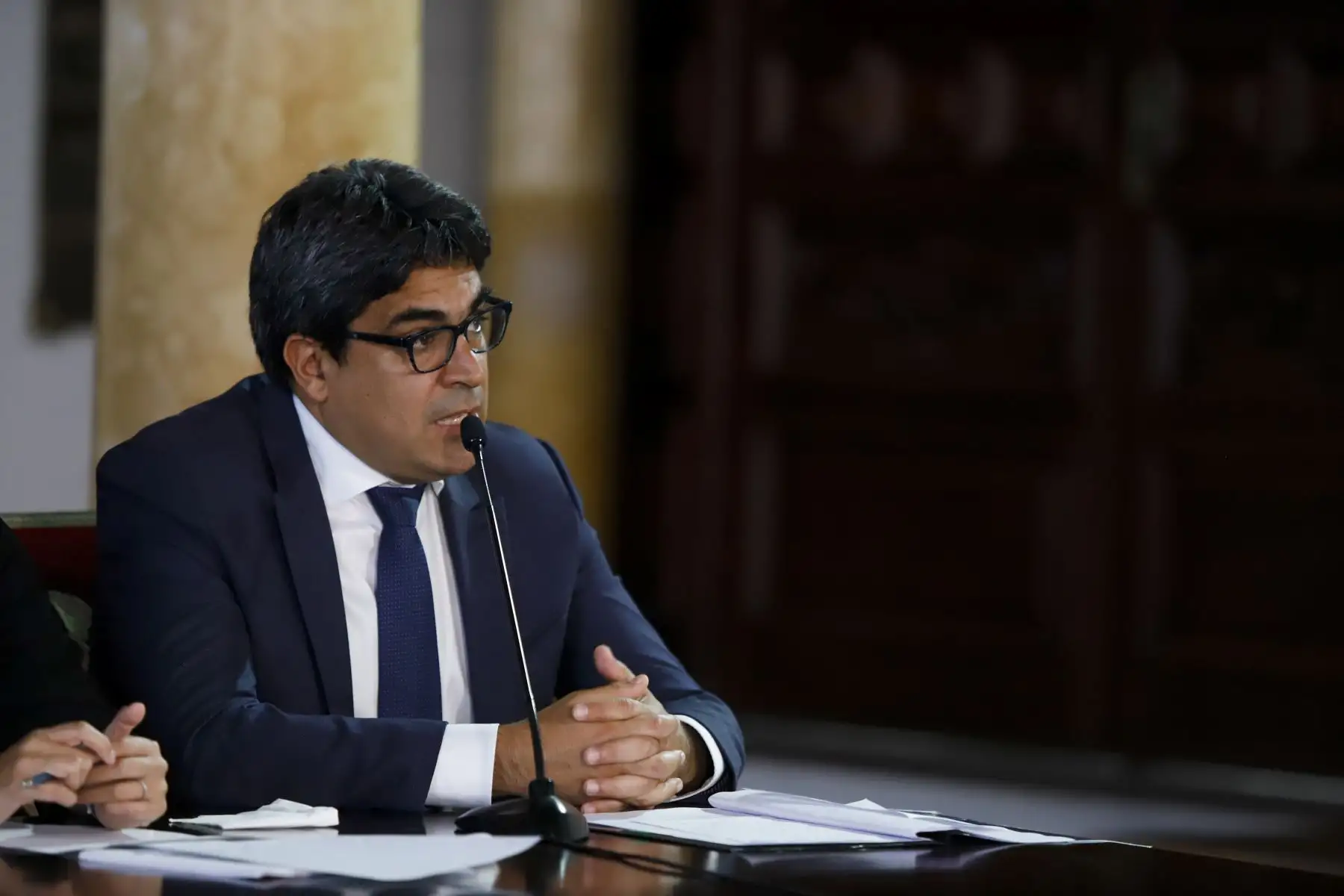 El presidente de la República, Martín Vizcarra, y el jefe del Gabinete Ministerial Vicente Zeballos, informan sobre las medidas y acciones que implementará el Ejecutivo frente al coronavirus. Foto: ANDINA/ Prensa Presidencia