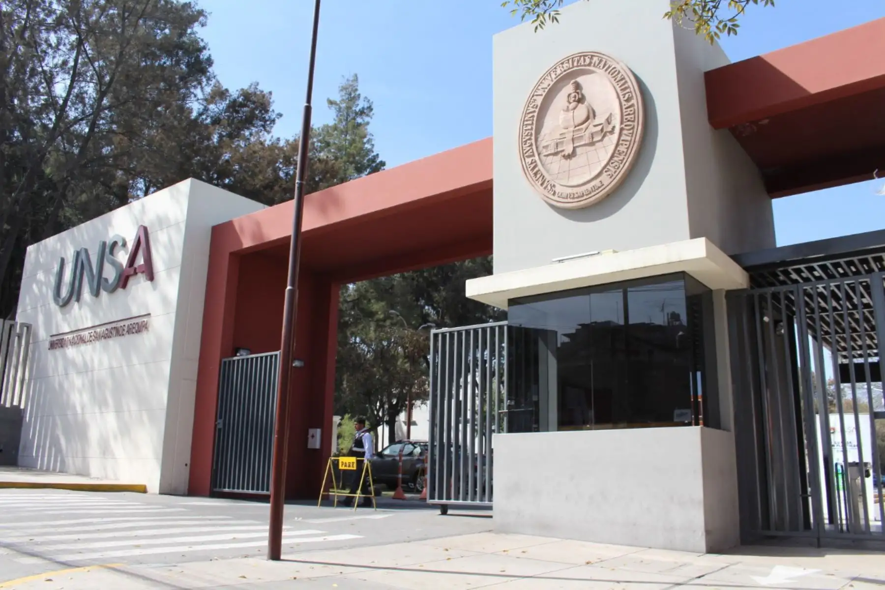 Hasta el 30 de marzo se postergó el inicio del año académico en la Universidad Nacional de San Agustín (UNSA) de Arequipa.