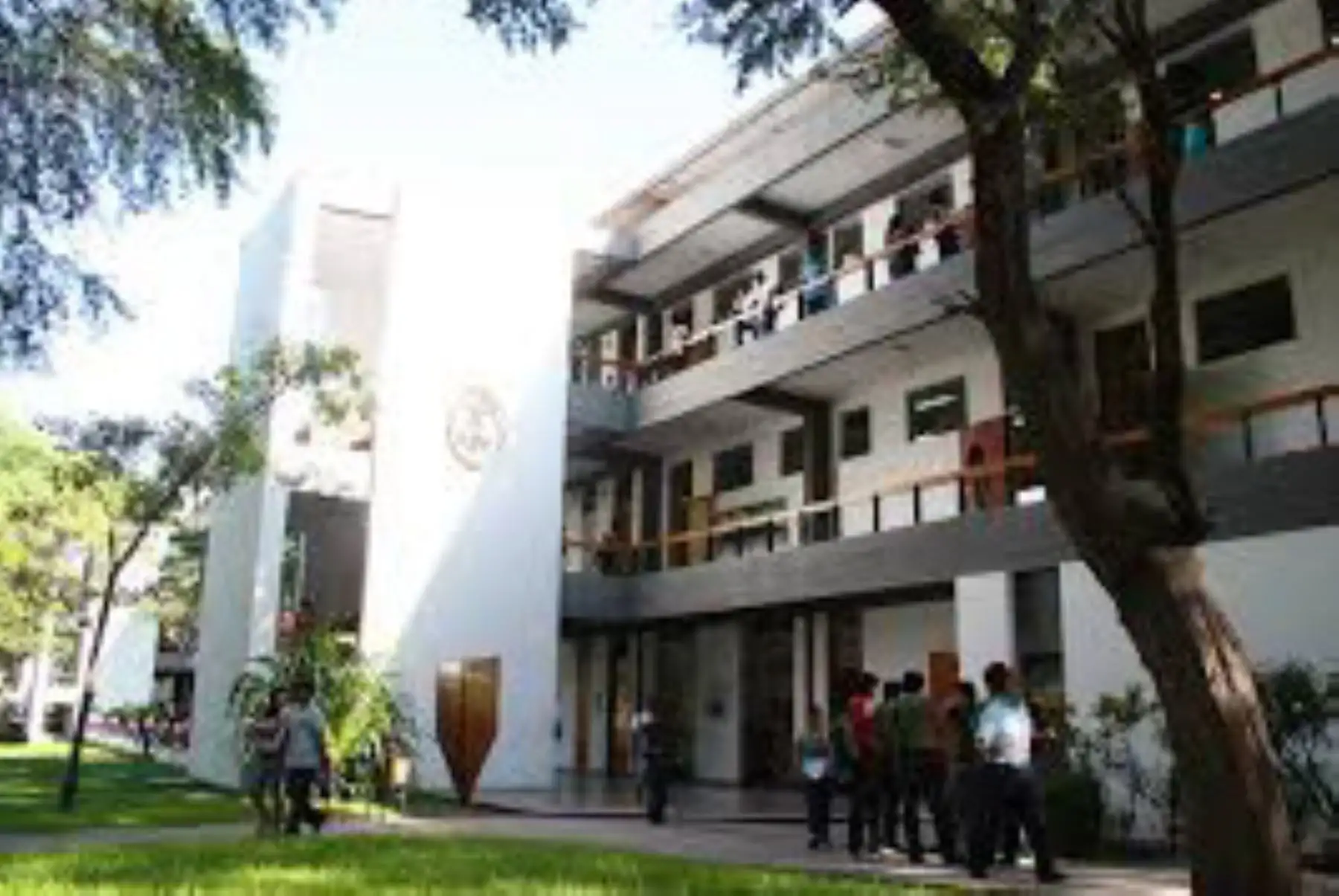 Universidad de Piura suspende inicio de clases para evitar propagación del coronavirus Covid-19.