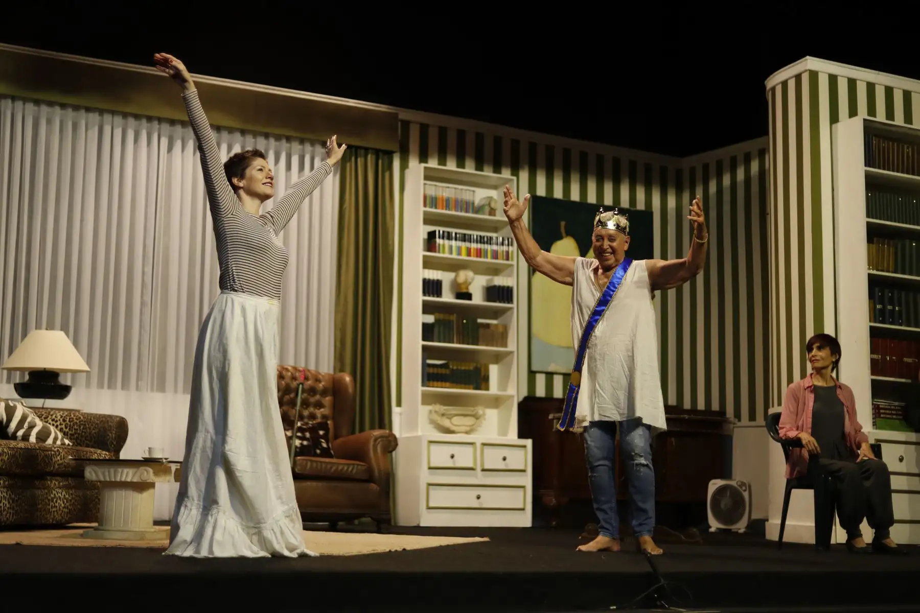 Foto Archivo. 
Especial a Osvaldo Cattone; director, actor y productor teatral quién presenta su obra El Rey se Muere en el Teatro Marsano. Foto: ANDINA/Renato Pajuelo. Foto Archivo. 
Especial a Osvaldo Cattone; director, actor y productor teatral quién presenta su obra El Rey se Muere en el Teatro Marsano. Foto: ANDINA/Renato Pajuelo.