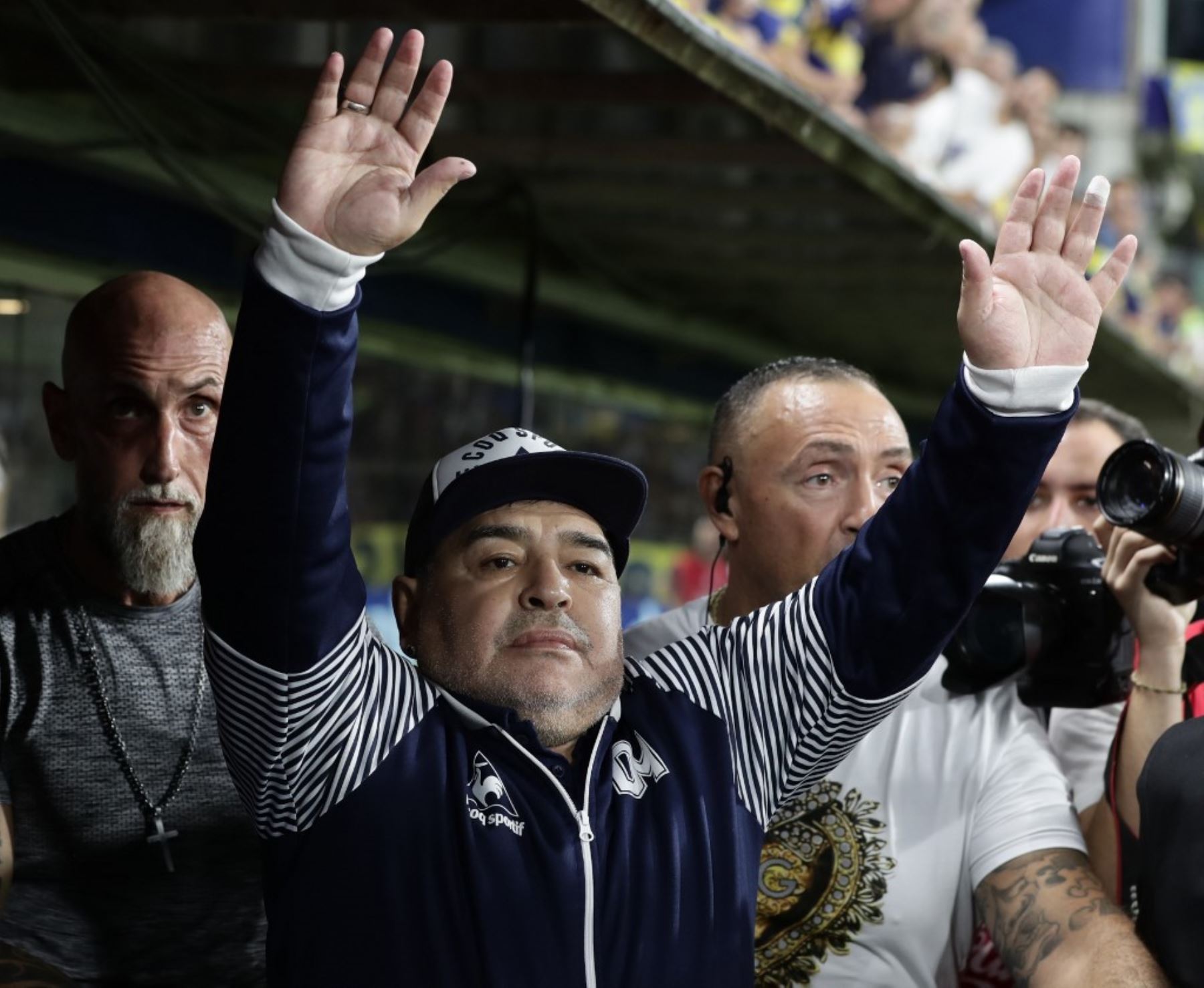 Diego Maradona envió un mensaje de respaldo a los italianos que atraviesan un momento difícil debido al nuevo coronavirus