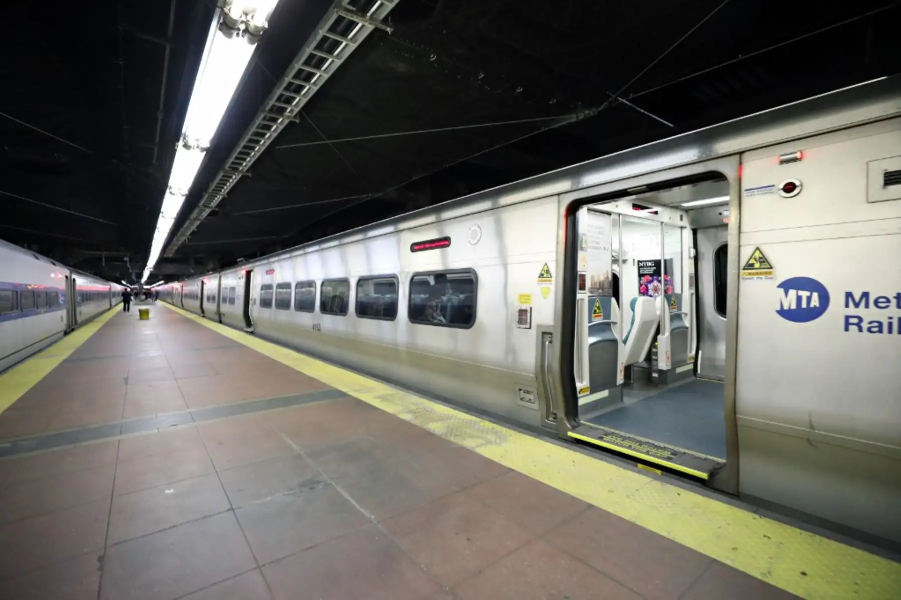 Metro de la ciudad de Nueva York. A medida que el coronavirus (COVID-19) continúa propagándose en los Estados Unidos, muchos eventos profesionales se han cancelado. Foto: AFP