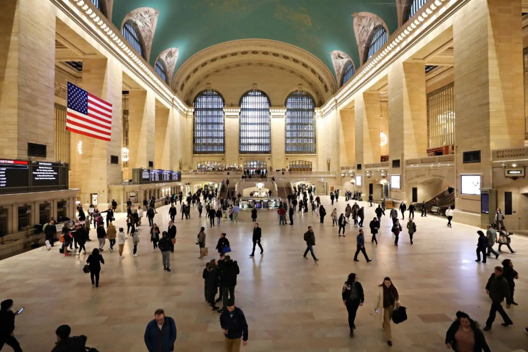 Vista del Terminal en la ciudad de Nueva York. A medida que el coronavirus (COVID-19) continúa propagándose en los Estados Unidos, muchos eventos profesionales se han cancelado. Foto: AFP