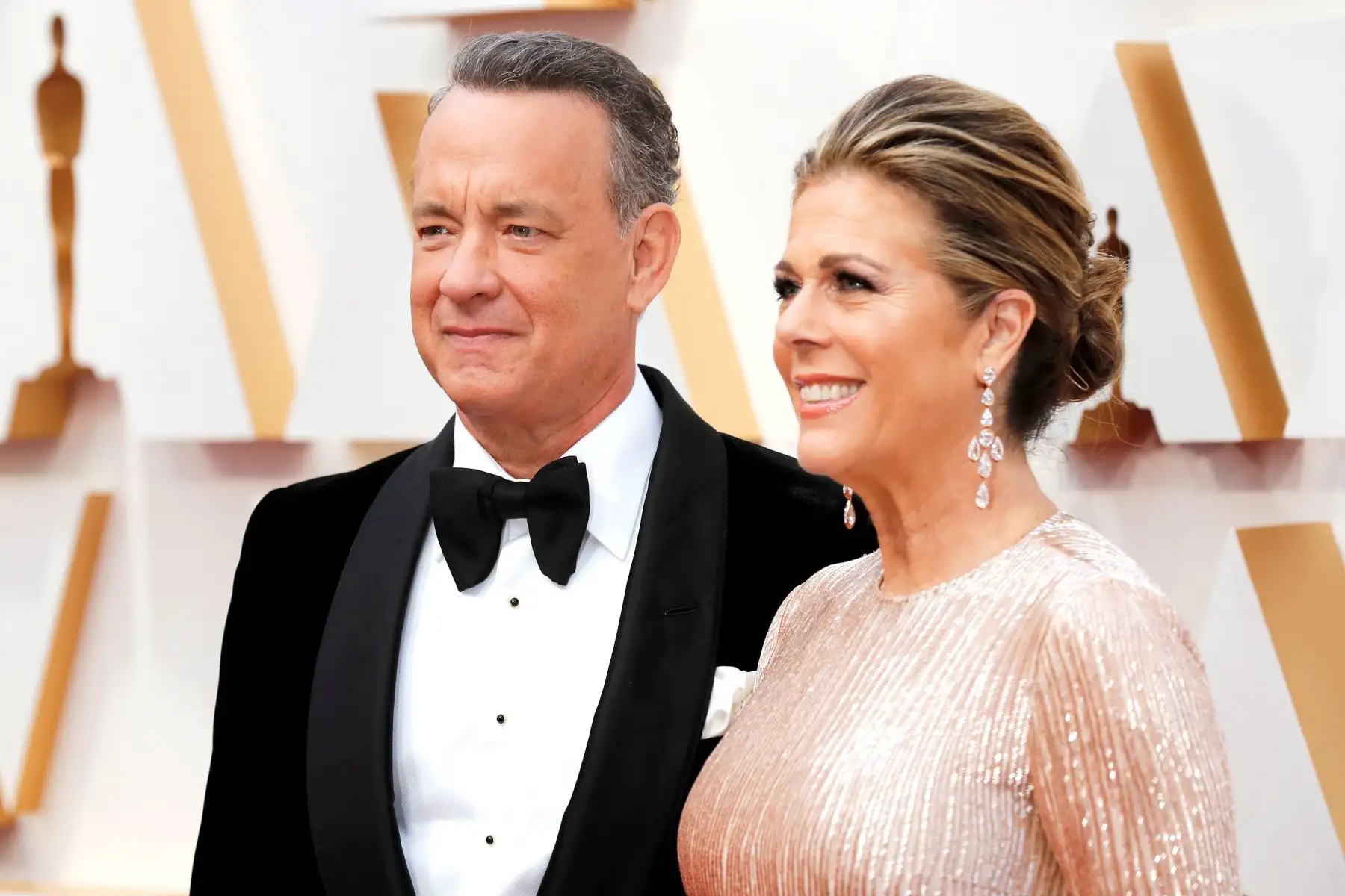 Según los informes de los medios, Tom Hanks y su esposa Rita Wilson han dado positivo por el nuevo coronavirus en Australia.
Foto: EFE
