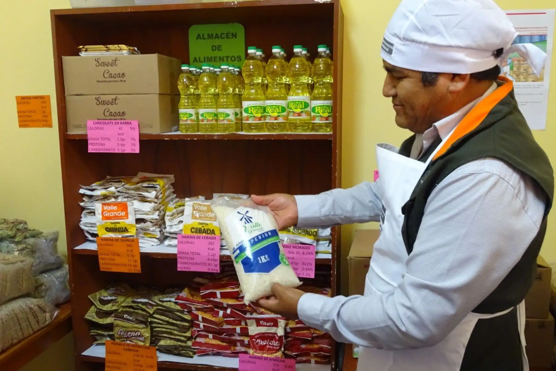 El Ministerio de Desarrollo e Inclusión Social (Midis) está evaluando mecanismos para entregar a los alumnos los alimentos que brinda el programa social Qali Warma, teniendo en cuenta la suspensión de clases y el aislamiento social obligatorio derivados del estado de emergencia adoptado por el Ejecutivo debido al coronavirus Covid-19.ANDINA/Difusión