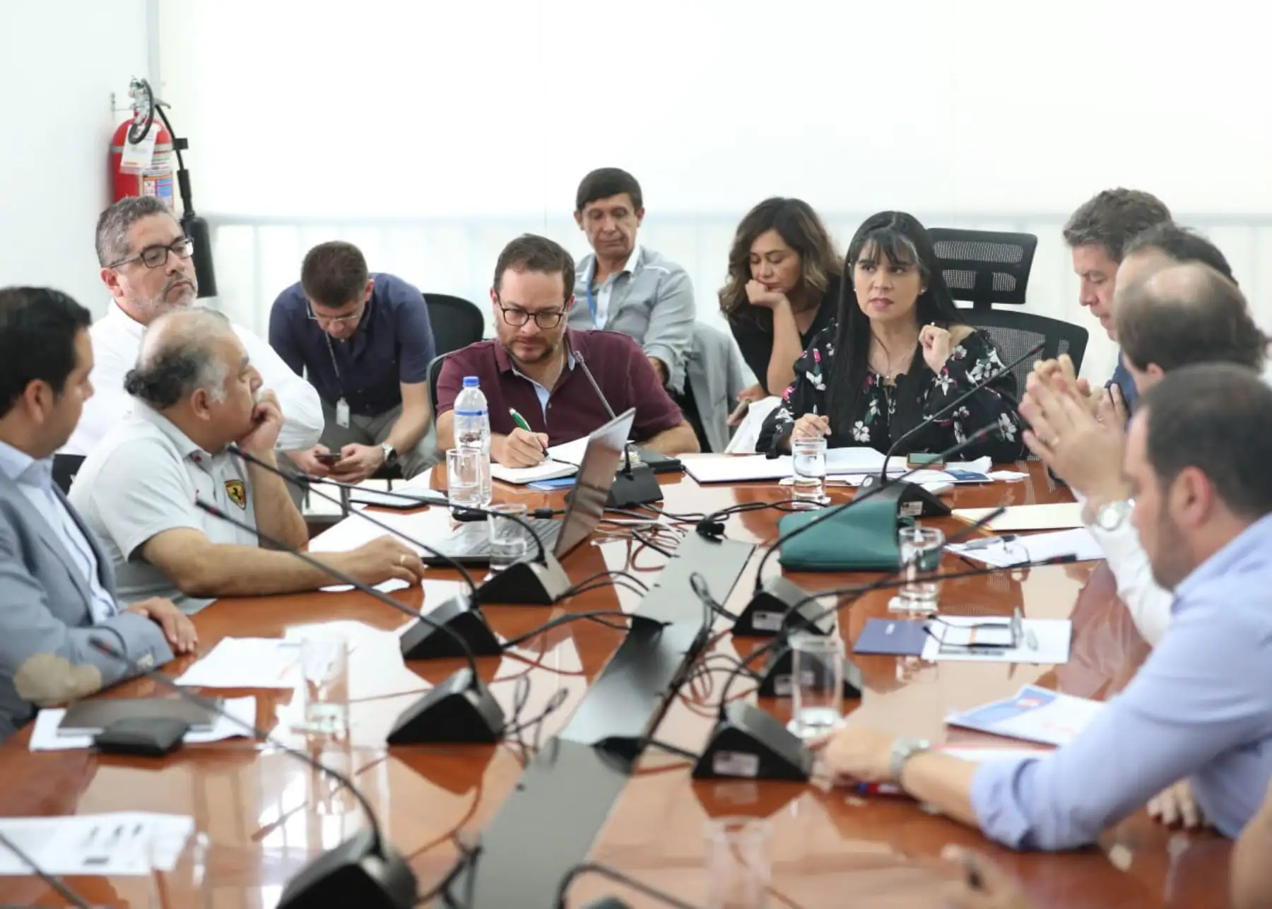 Comisión Multisectorial de Alto Nivel contra el Coronavirus se reunió con representantes de aerolíneas.