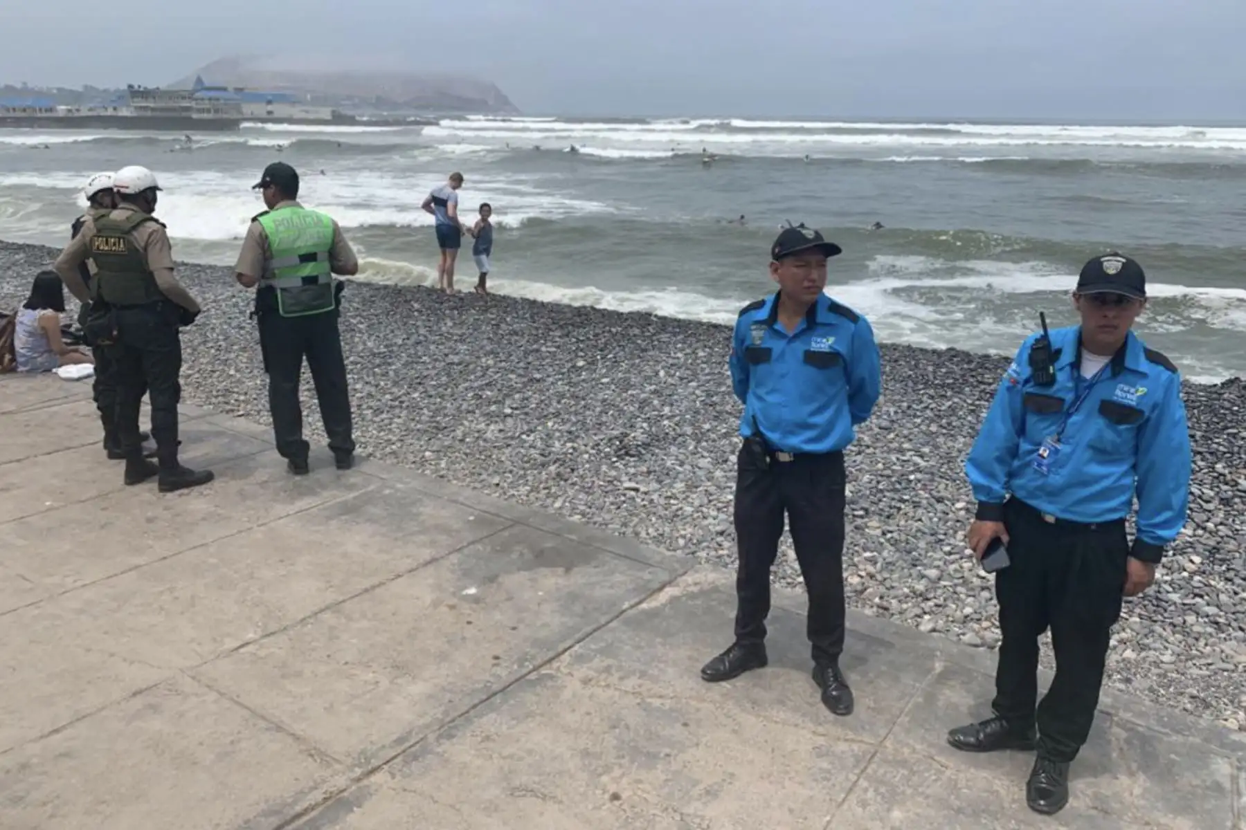 Playas de Miraflores lucen vacías, supervisadas por  Municipalidad de Miraflores.
Foto: Municipalidad de Miraflores