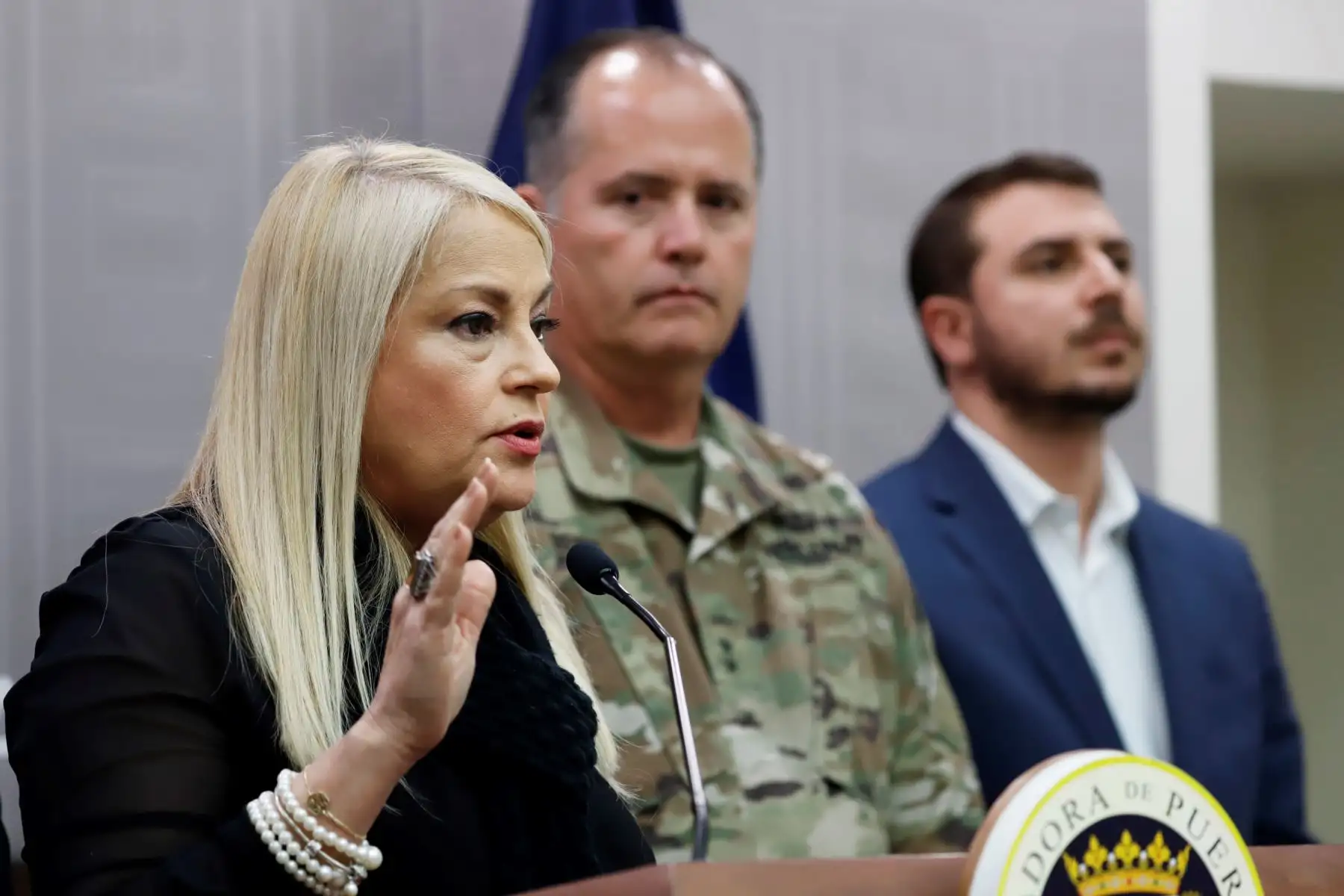 La gobernadora de Puerto Rico, Wanda Vázquez Garced, ofrece una conferencia de prensa en La Fortaleza, sede del ejecutivo, en San Juan (Puerto Rico). Foto: EFE