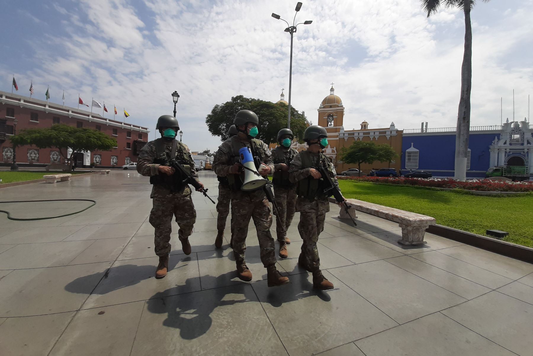 La Policía Nacional, Ejército del Perú, Ministerio Público y la municipalidad provincial de Trujillo harán patrullaje por aire y tierra.