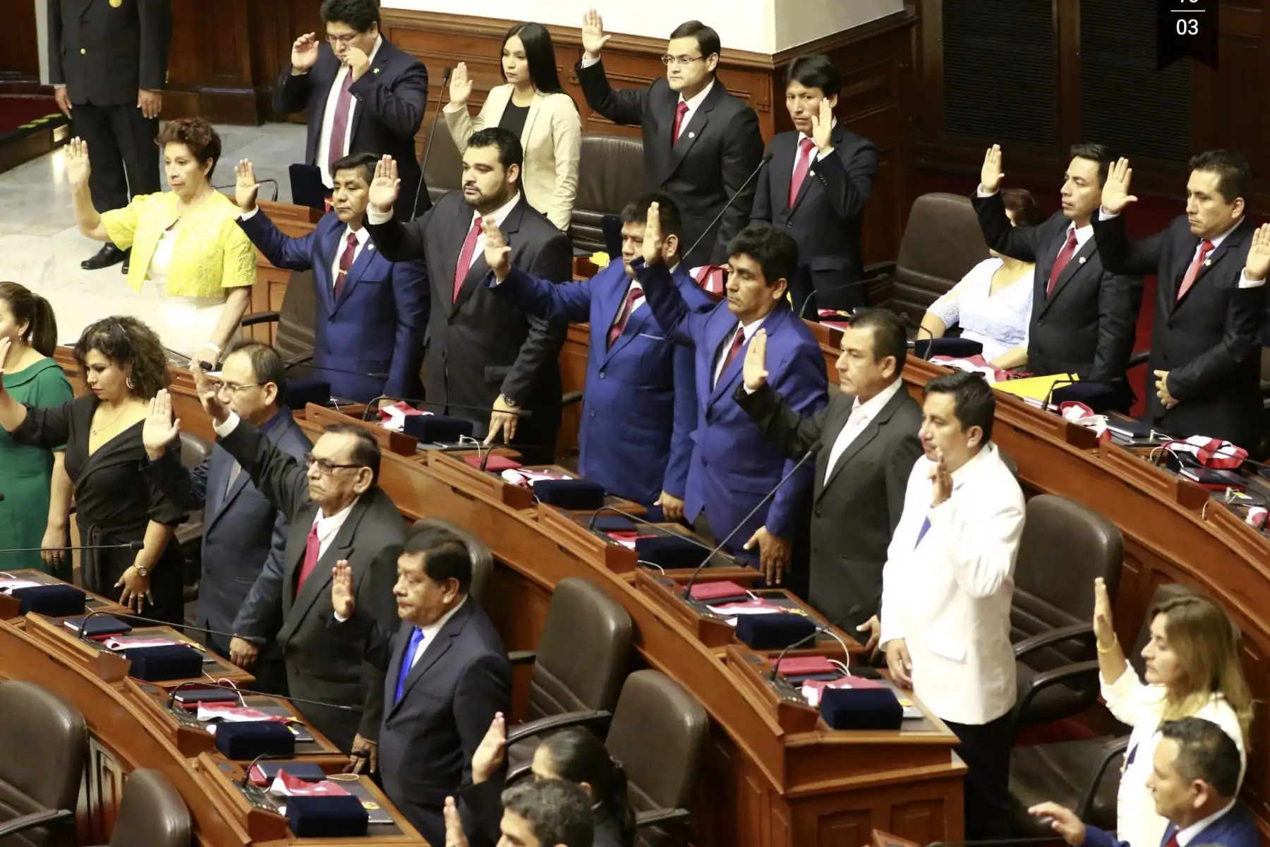 Juramentan los congresistas electos en tres bloques, según la fórmula de juramentación declarada. Foto: ANDINA/Difusión