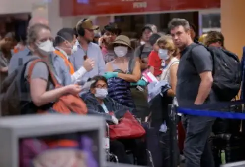 El Ejecutivo evalúa una solución para los pasajeros varados en el aeropuerto Jorge Chávez que urgen realizar vuelos nacionales. También para los ciudadanos extranjeros. Foto: AFP
