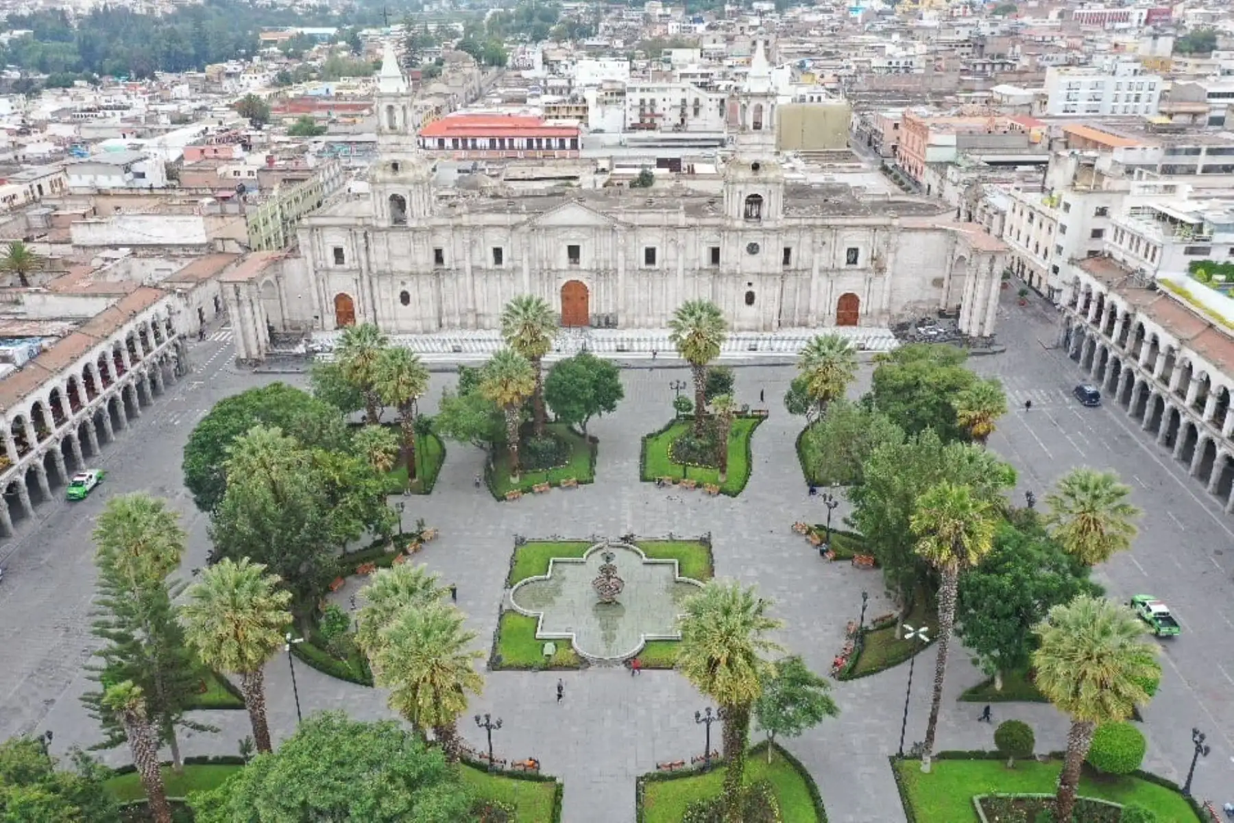 Arequipa acata las medidas de prevención en el segundo día de Estado de Emergencia dispuesta por el gobierno. Foto: ANDINA/cortesía (Frase corta)