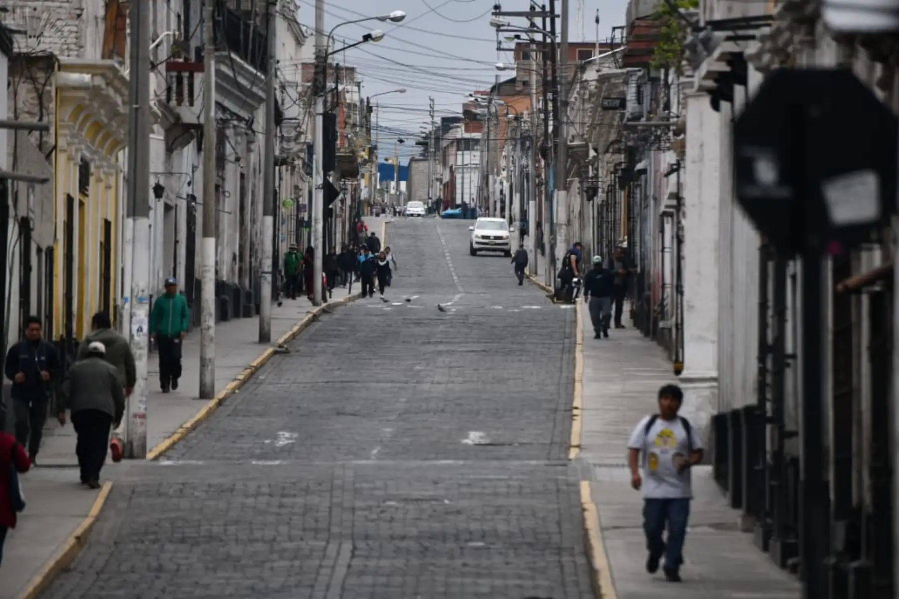Arequipa acata las medidas de prevención en el segundo día de Estado de Emergencia dispuesta por el gobierno. Foto: ANDINA/cortesía (Frase corta)