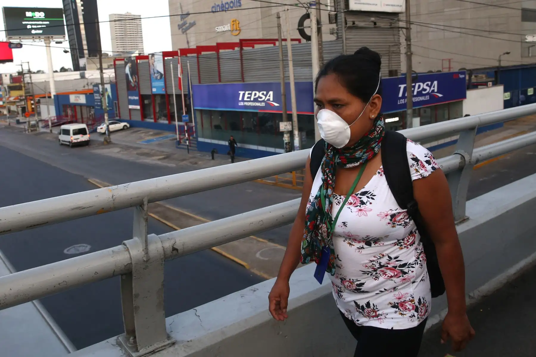 Así lucen algunas zonas de Lima en tercer día de emergencia sanitaria.Puente Quiñones y Av. Javier Prado. Foto: ANDINA/Vidal Tarqui