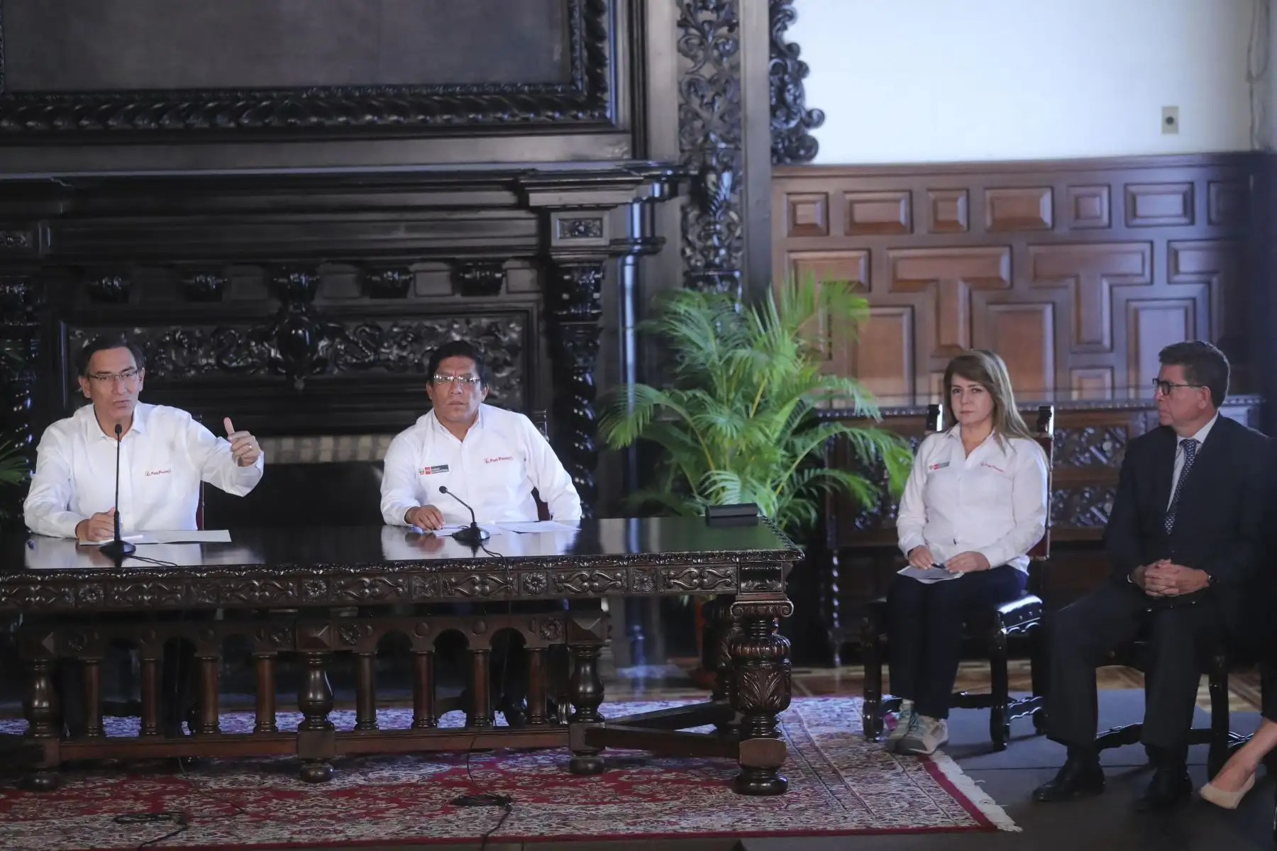 Presidente Martín Vizcarra y ministros informan sobre nuevas medidas en el Estado de Emergencia.
Foto: ANDINA/Prensa Presidencia