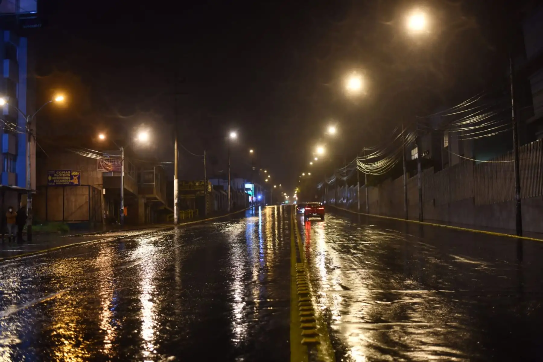 Pobladores de Arequipa acatan la Inmovilización social obligatoria desde las 20:00 hasta las 05:00 horas. 
Foto: Cortesía Frase corta