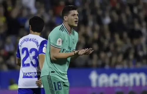 Luka Jovic dejó su aislamiento en Madrid y viajó a Serbia