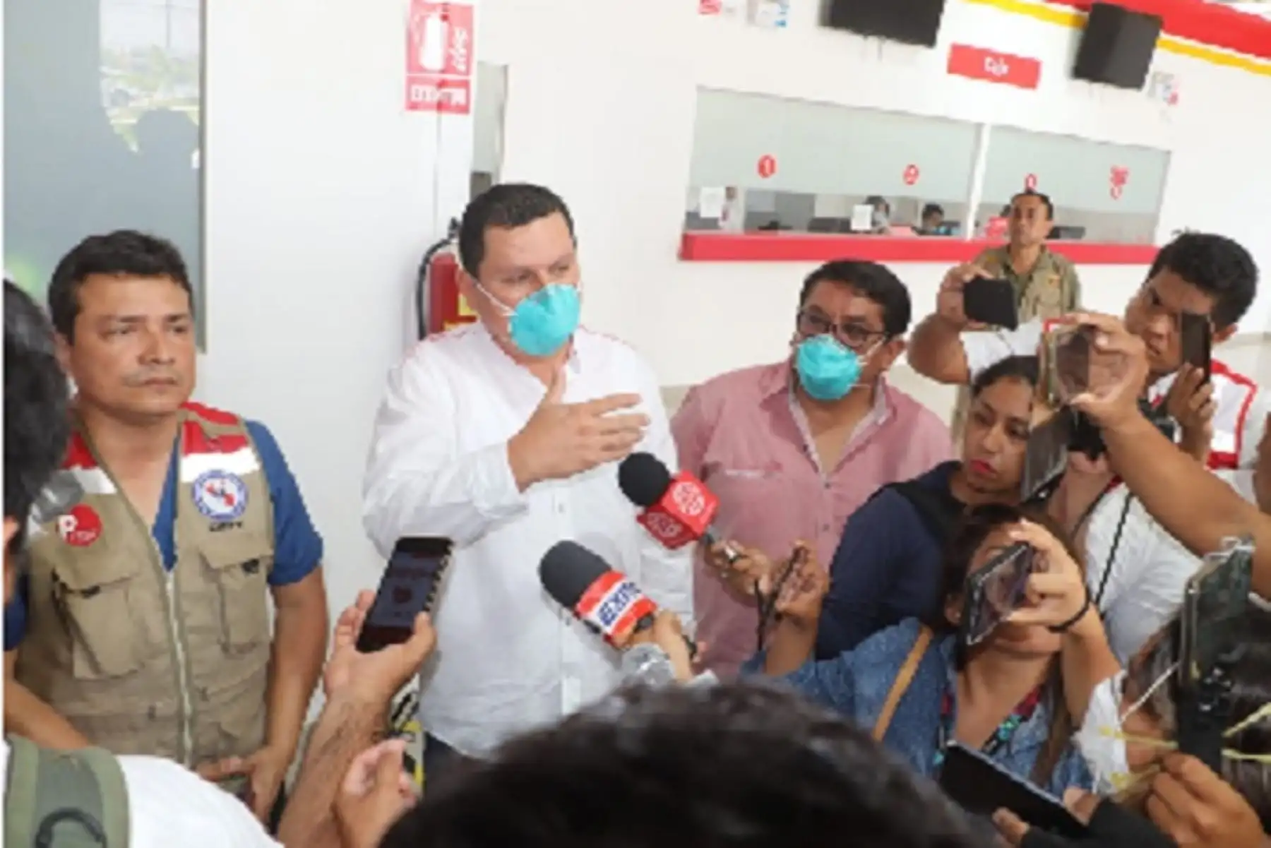 Tres pacientes se ubican en el distrito de Castilla y dos en Las Lomas, informó el gobernador regional de Piura.