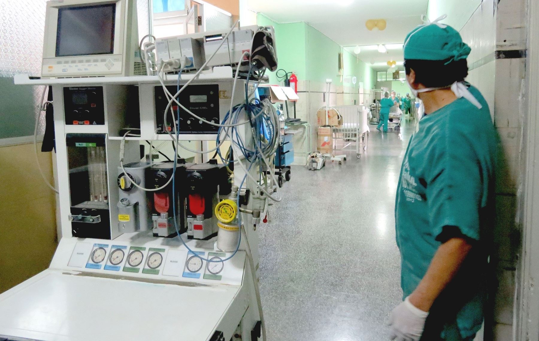 Una paciente infectada con coronavirus de Áncash es internada en el Hospital III de EsSalud de Chimbote. ANDINA/Difusión
