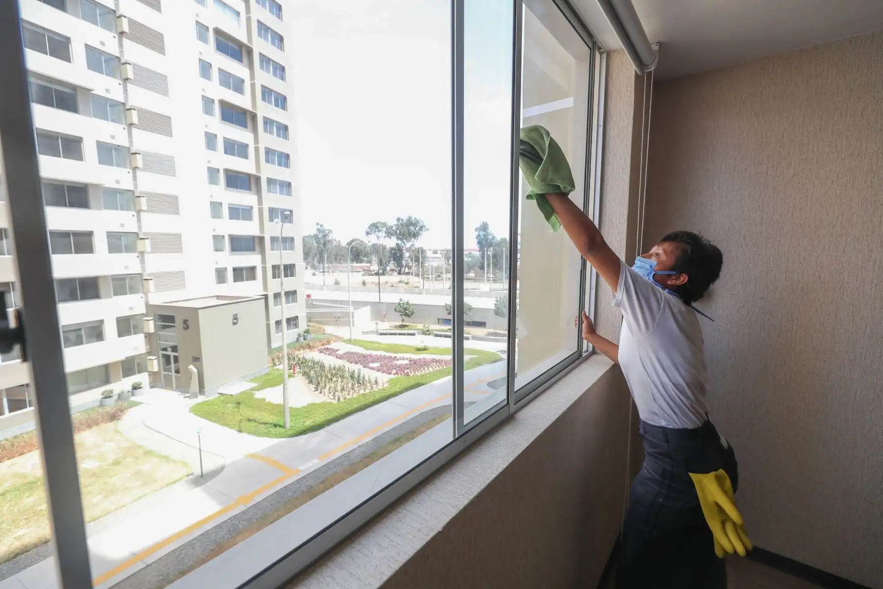 FF.AA apoyan en implementación de  Villa Panamericana para pacientes de Covid -19.
Foto:Mindef