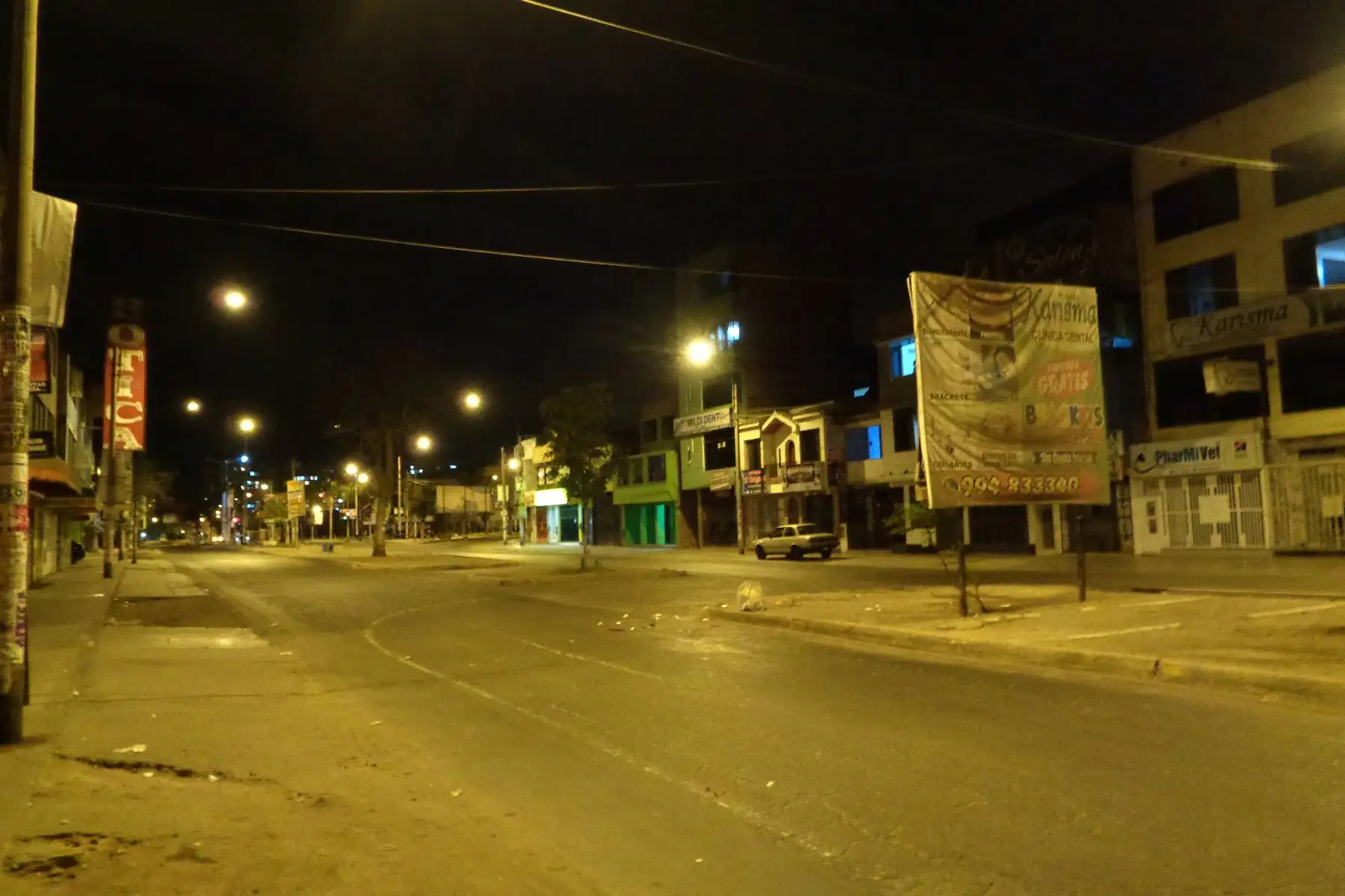 Pobladores de Comas acatan la Inmovilización social obligatoria desde las 20:00 hasta las 05:00 horas. Foto: ANDINA/Jhony Laurente