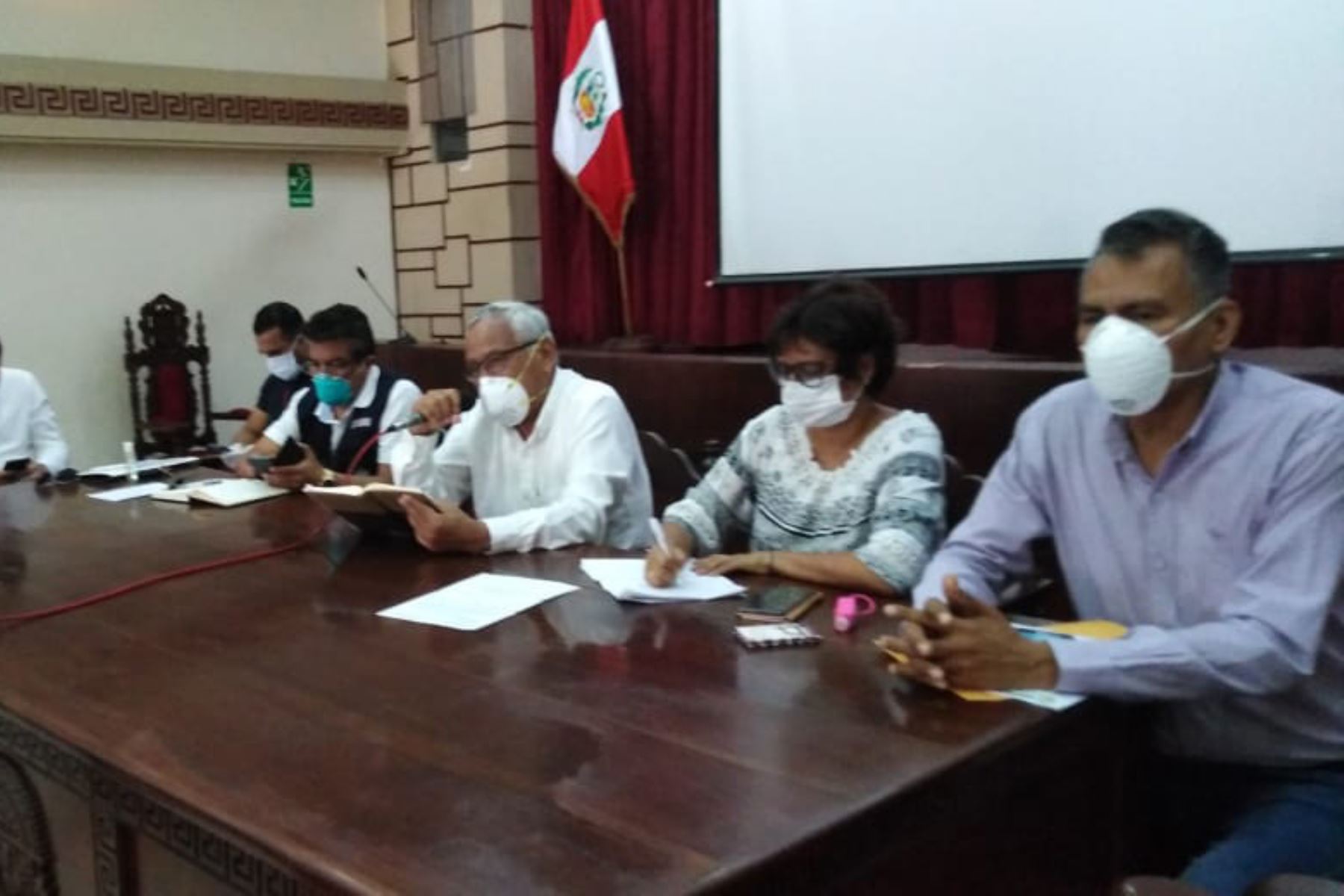 Autoridades y representantes de la sociedad civil de Lambayeque piden prorrogar la cuarentena en esa región