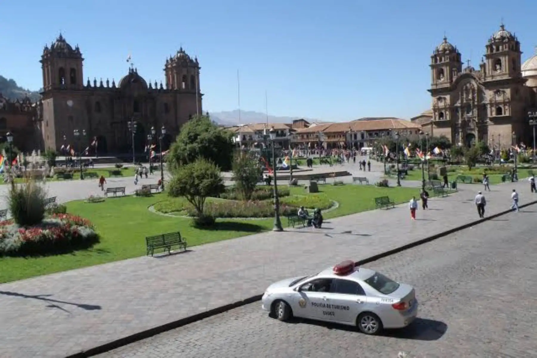 La plaza de armas del Cusco luce así, sin turistas ni lugareños durante la emergencia nacional por el avance del coronavirus.
