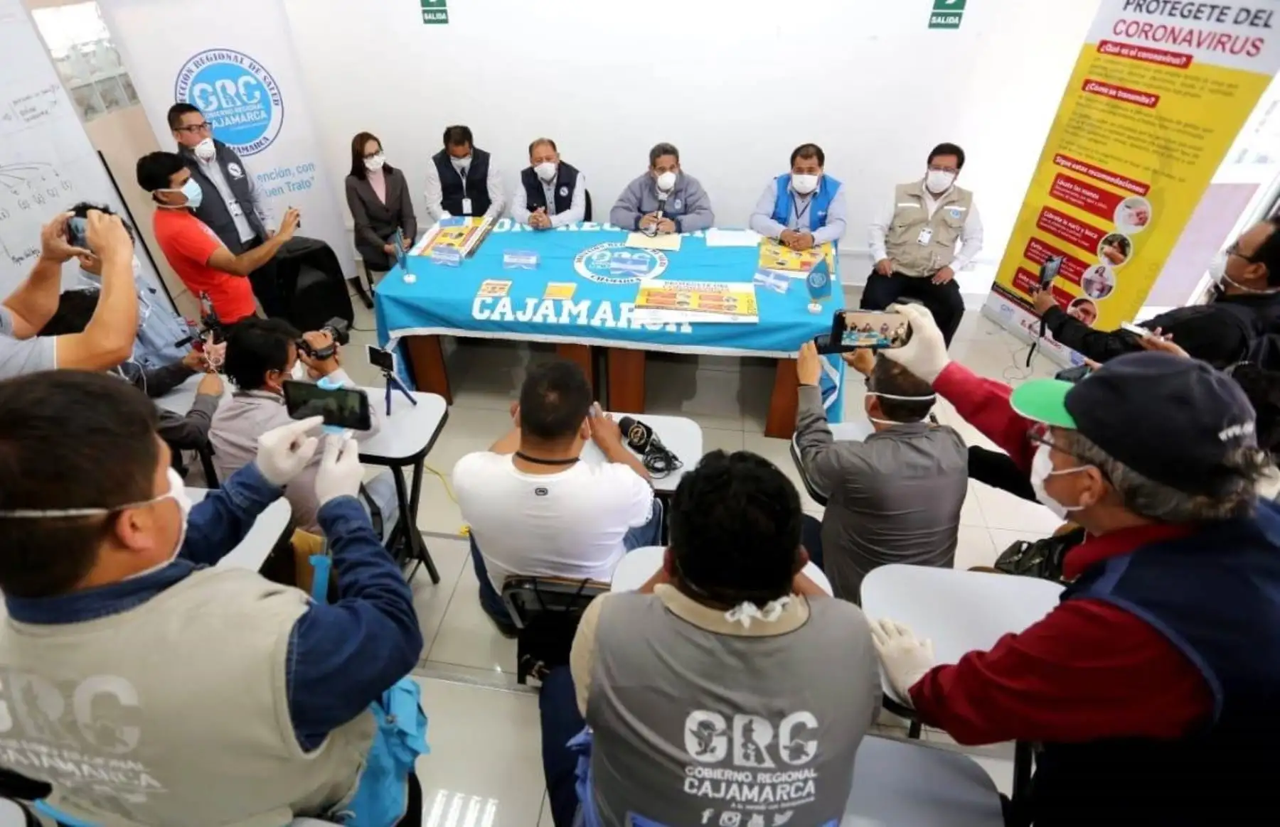 El gobernador regional de Cajamarca, Mesías Guevara, confirmó el primer caso de coronavirus (Covid-19) en su región.