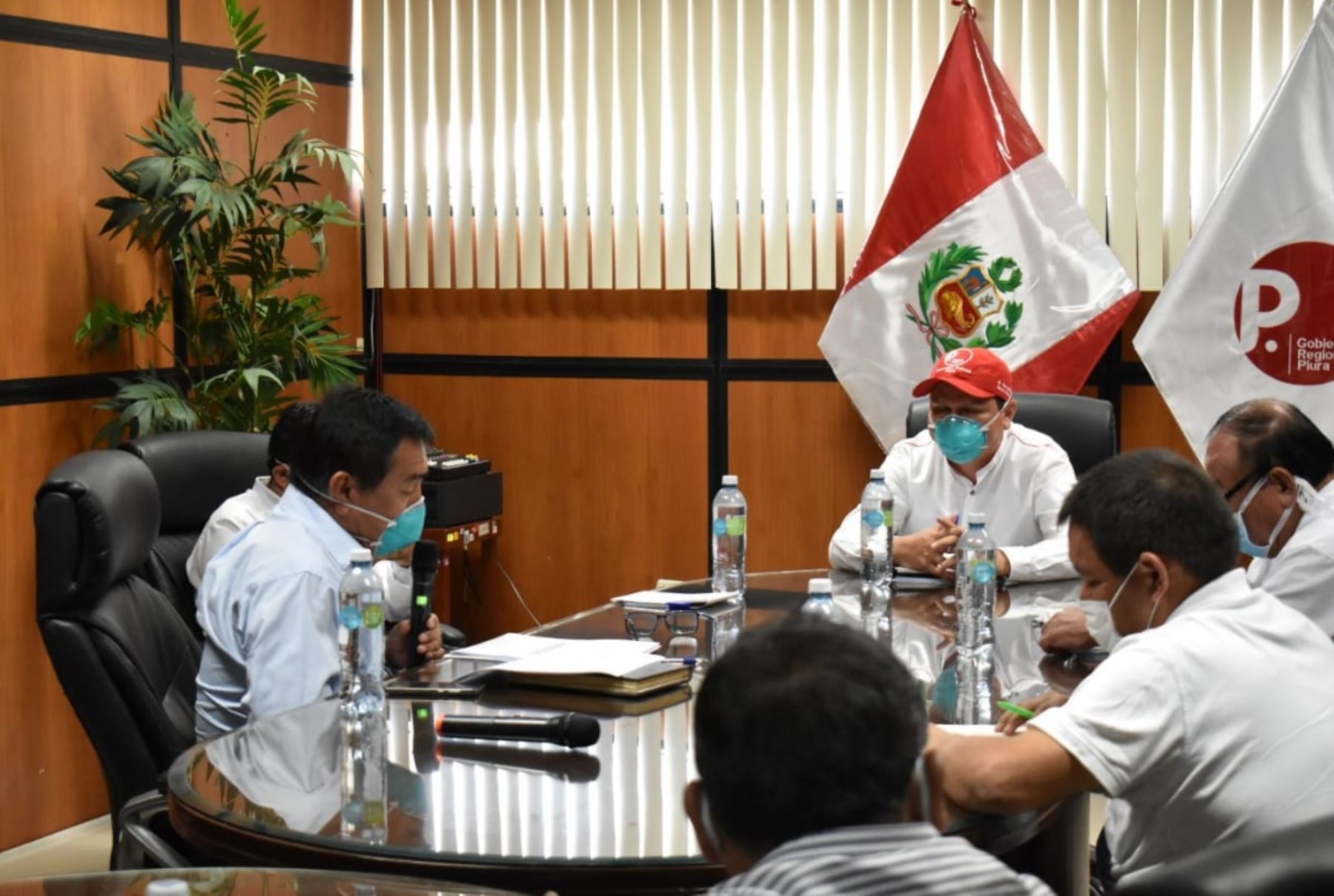 Autoridades de la región Piura acordaron medidas conjuntas para enfrentar el avance del coronavirus.