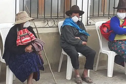 Solo los adultos mayores de más de 80 años están recibiendo este aporte en sus casas.ANDINA/Difusión