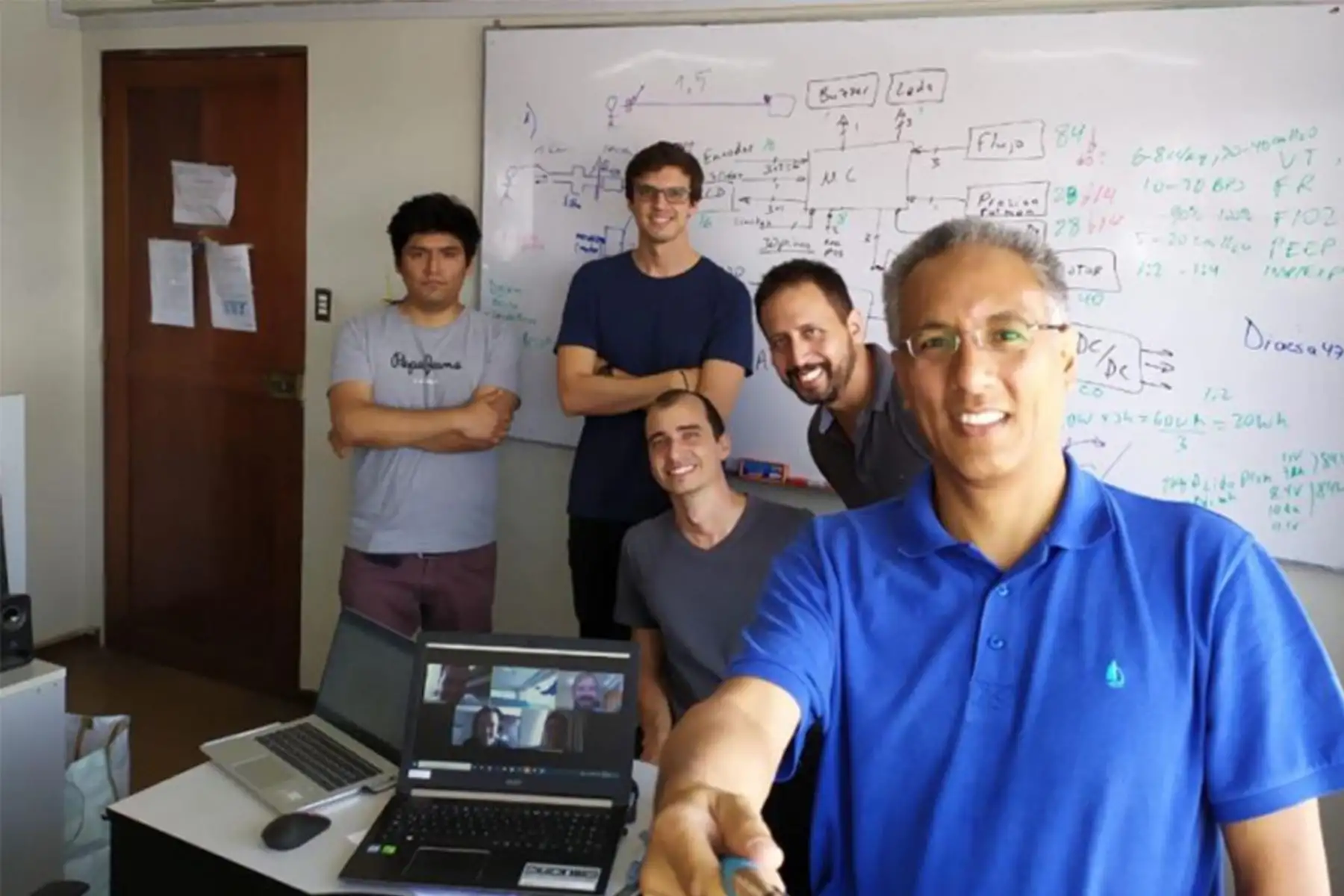 Ingenieros PUCP diseñaron ventiladores pulmonares que pueden salvar vidas. Mientras que un respirador de alta gama puede sobrepasar los US$ 50,000, los de este proyecto bordearían los US$ 1,500.