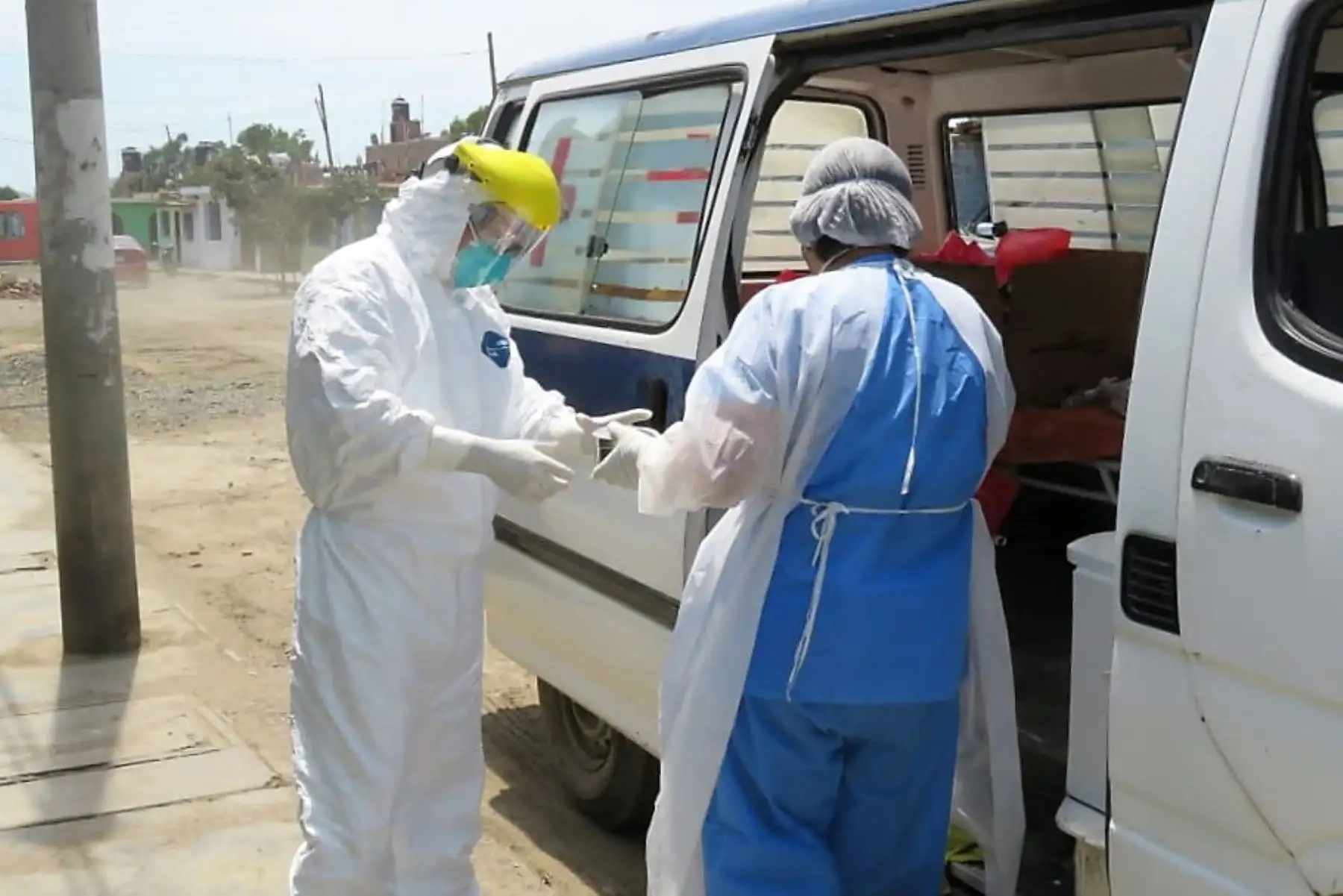 Personal de Salud redobla esfuerzos para controlar el avance del coronavirus en Áncash.