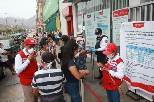 El Gobierno hará un esfuerzo adicional para revisar el padrón general e incluir a la población vulnerable que faltan y para ello están estudiando los mecanismos a aplicar los cuales serán anunciados mañana o el miércoles. Foto: ANDINA/Jhony Laurente